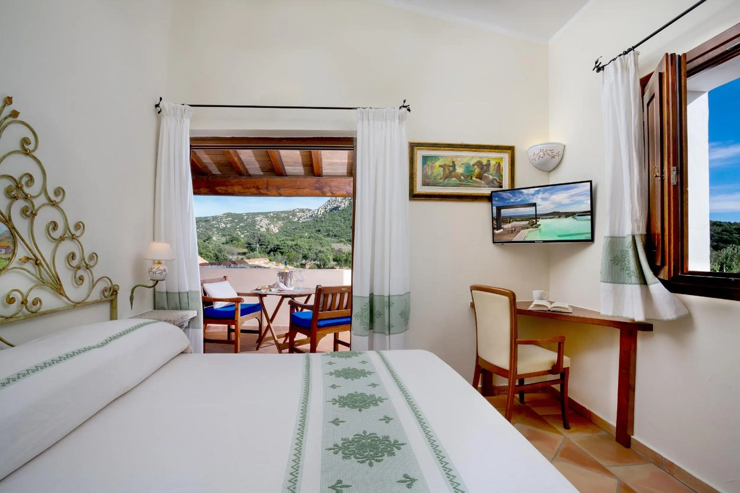 Bedroom, Bed in Felix Hotels - Country Resort Parco degli Ulivi