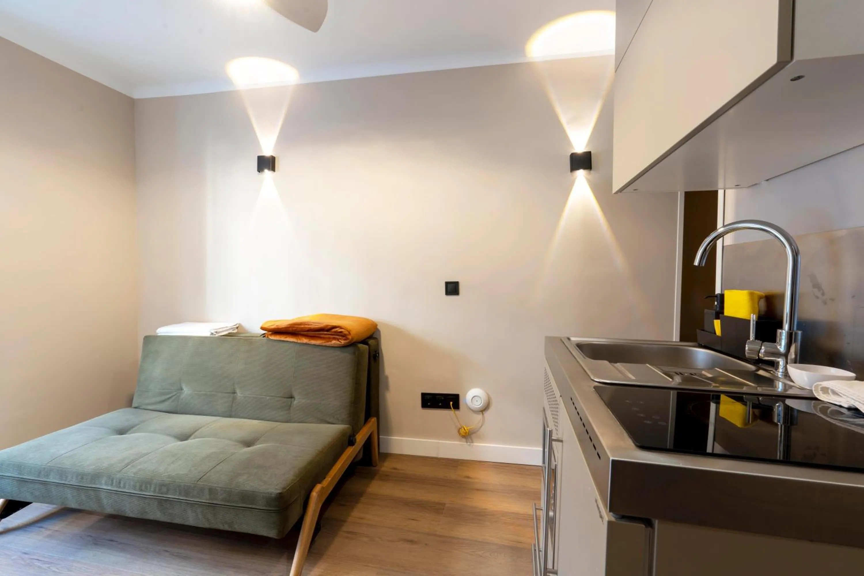 Living room in Negresco Plaza España