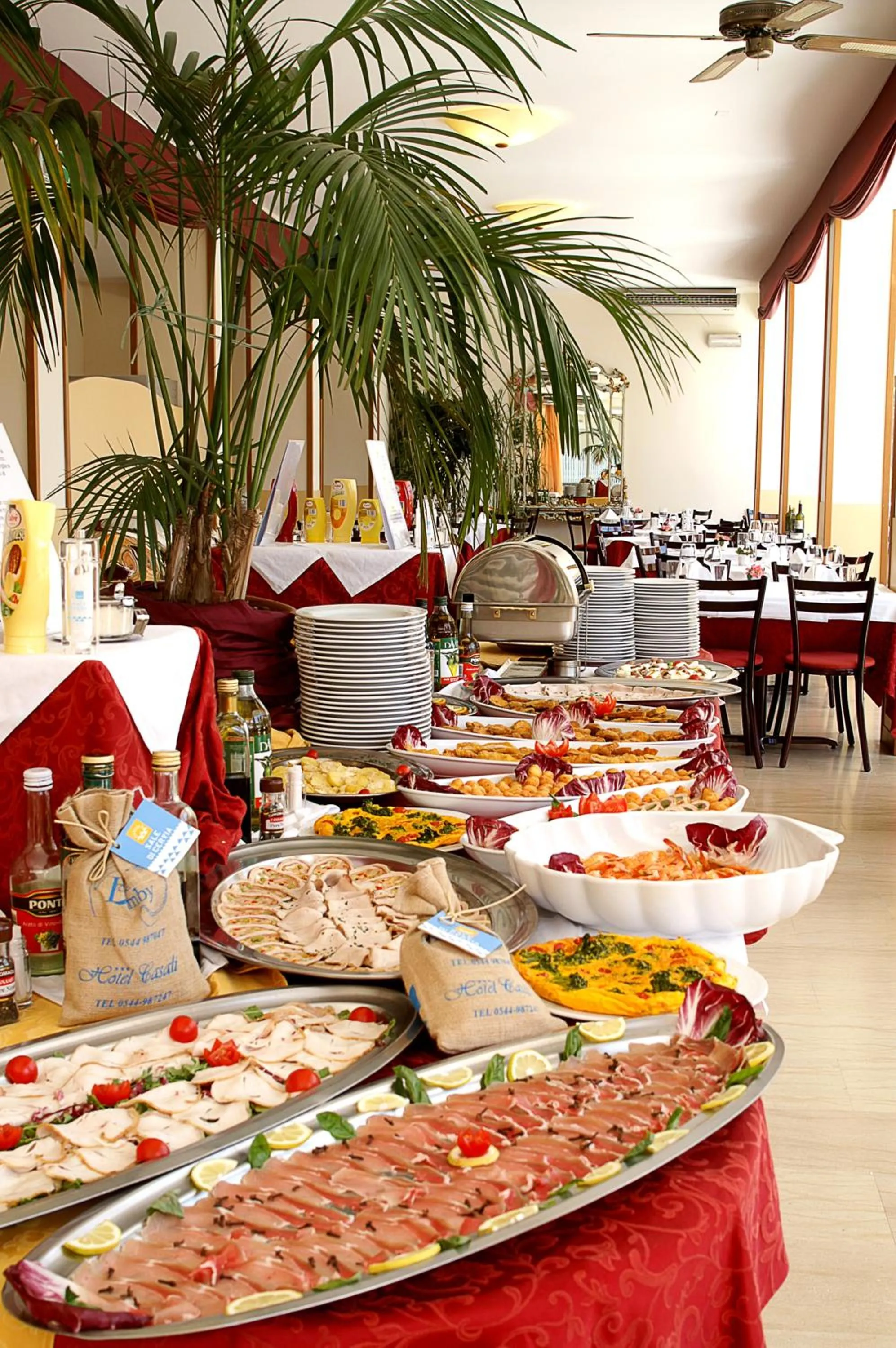 Restaurant/places to eat in Hotel Casali