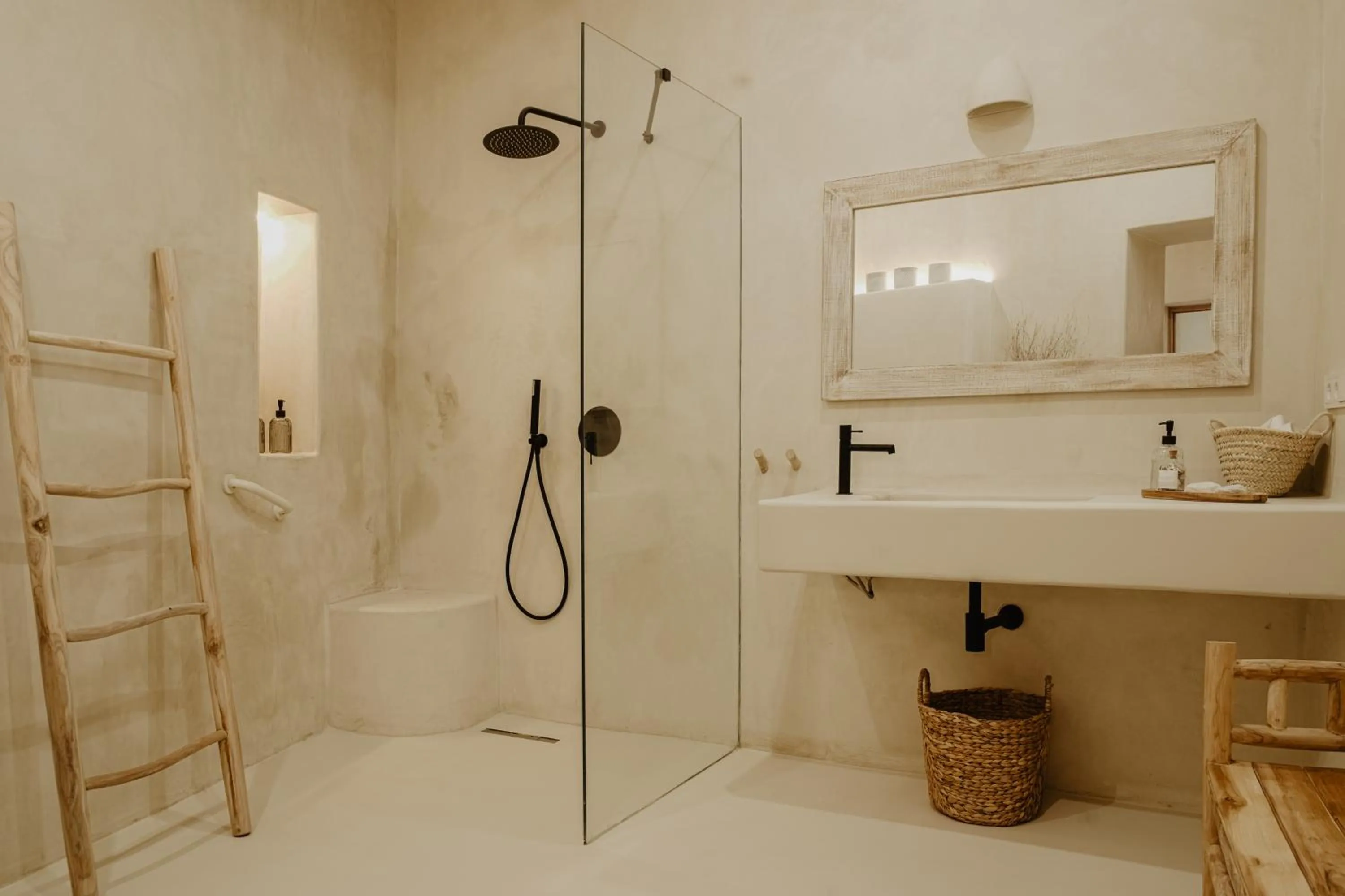 Shower in EntreArcos Casa Eco-Boutique