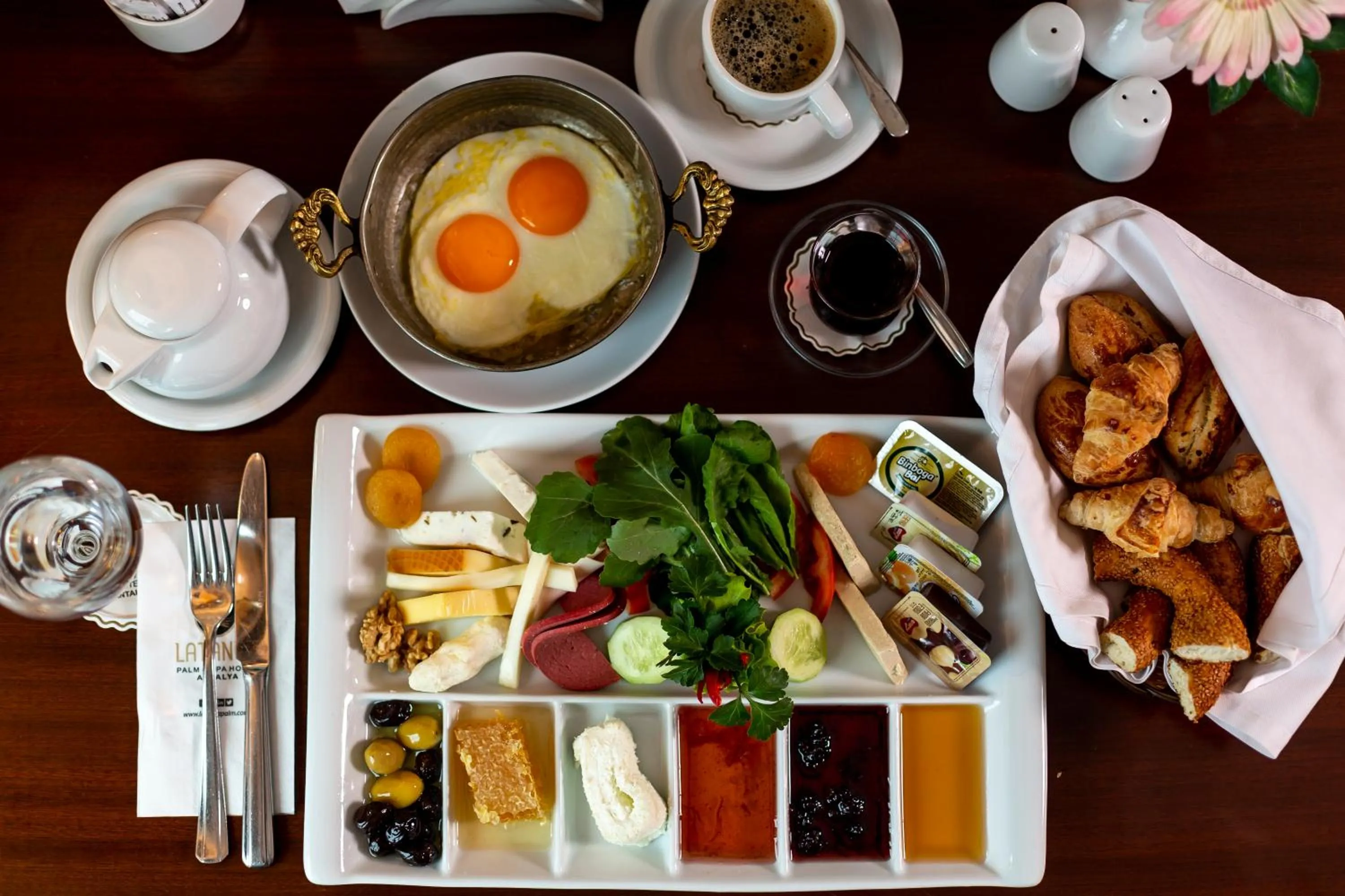 Food and drinks in Latanya Palm & SPA Airport Antalya