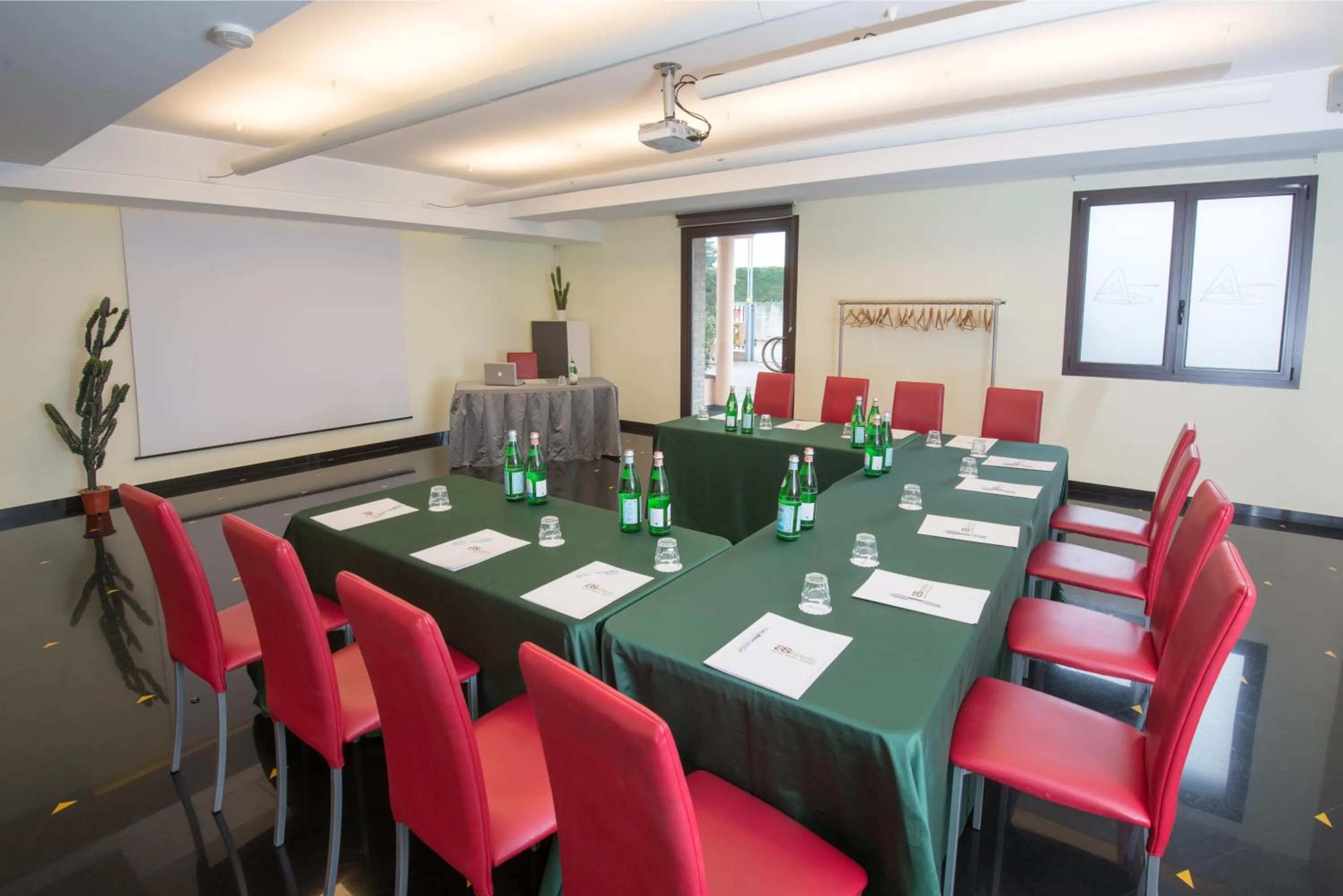 Meeting/conference room in As Hotel Cambiago