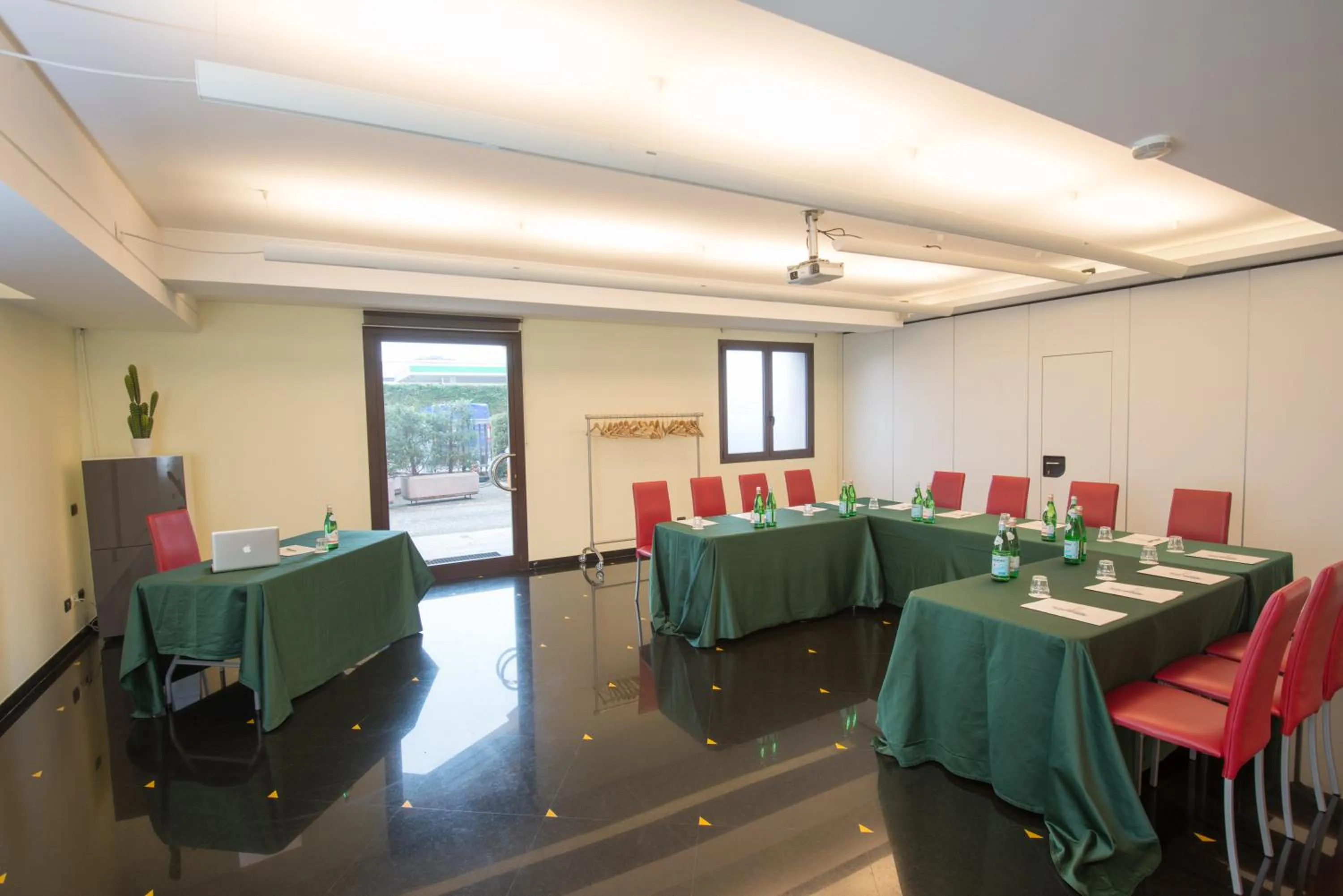 Meeting/conference room in As Hotel Cambiago