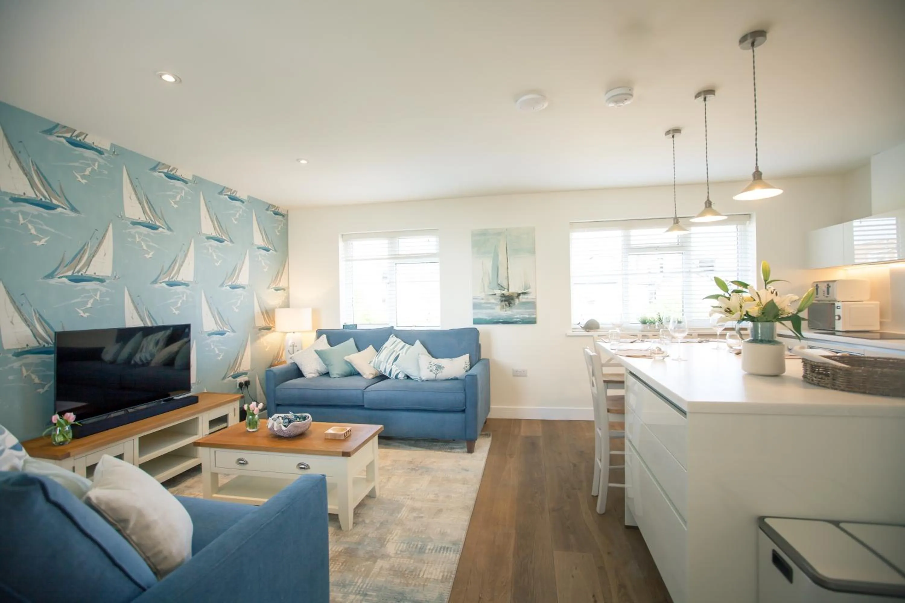 Communal lounge/ TV room in The Beach Escapes