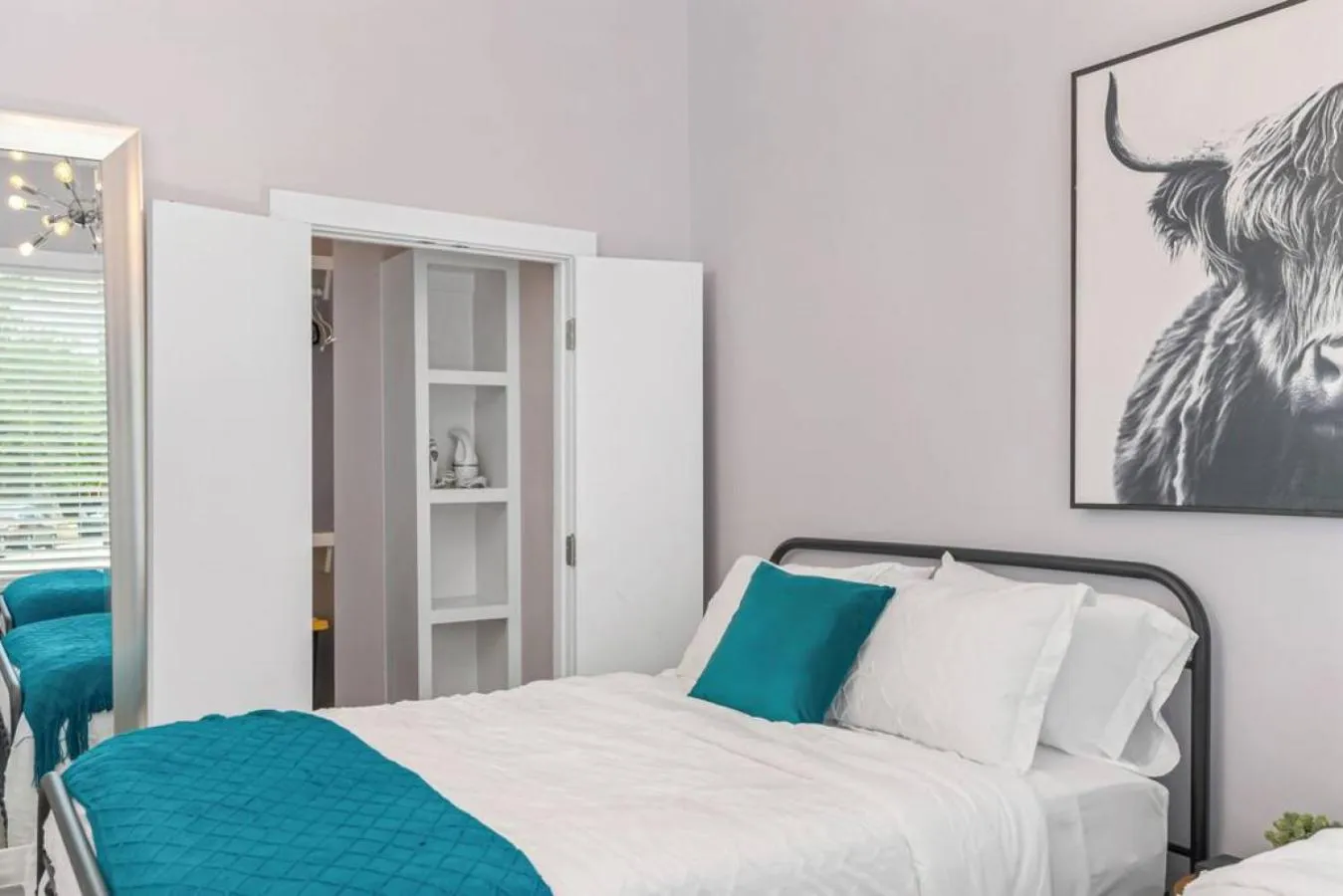 Bedroom, Bed in 1st Floor Condo No Steps - 2 miles to Downtown