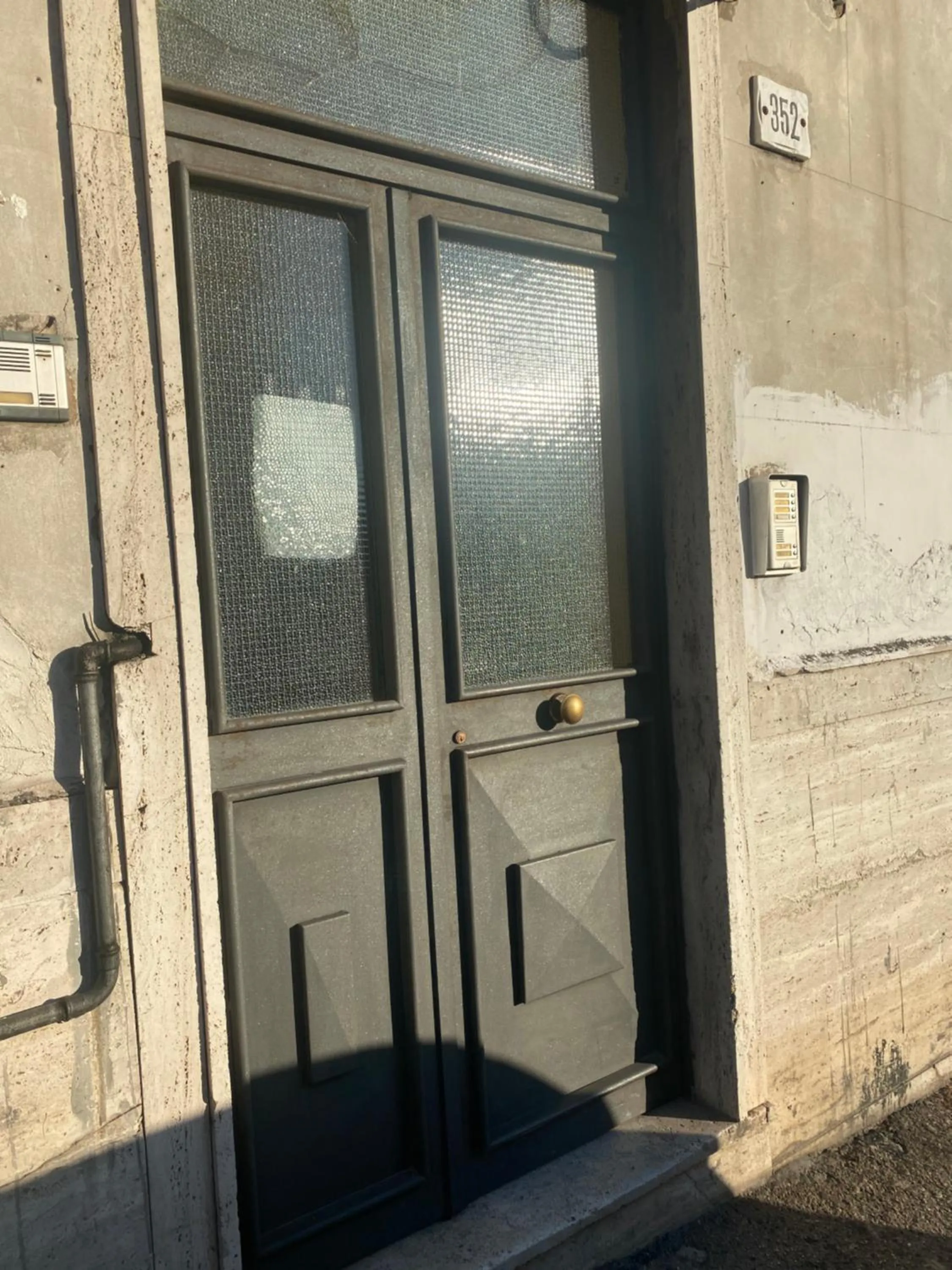 Property building in Casa Anita