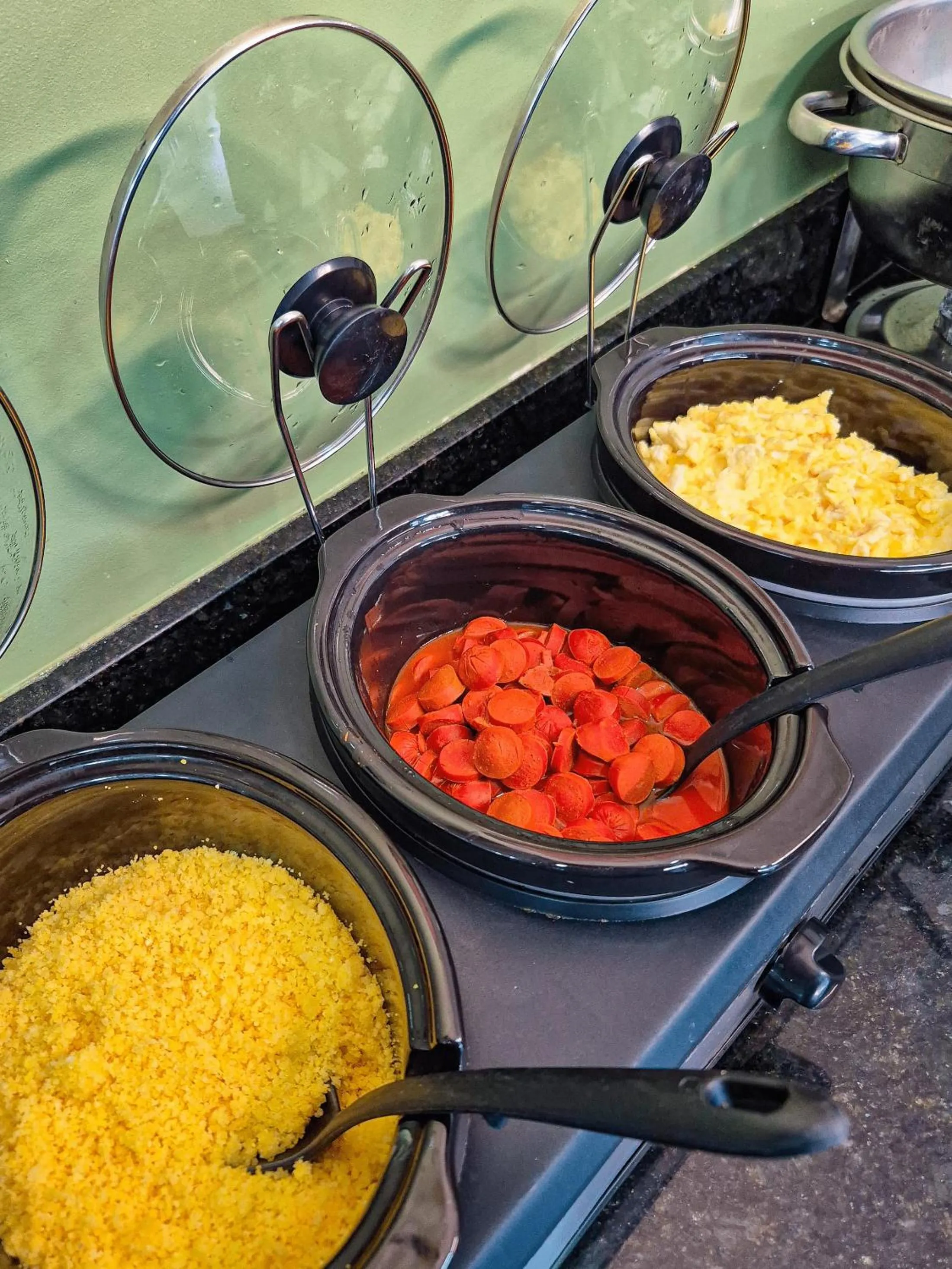 Breakfast in Pousada Jardins Tropical