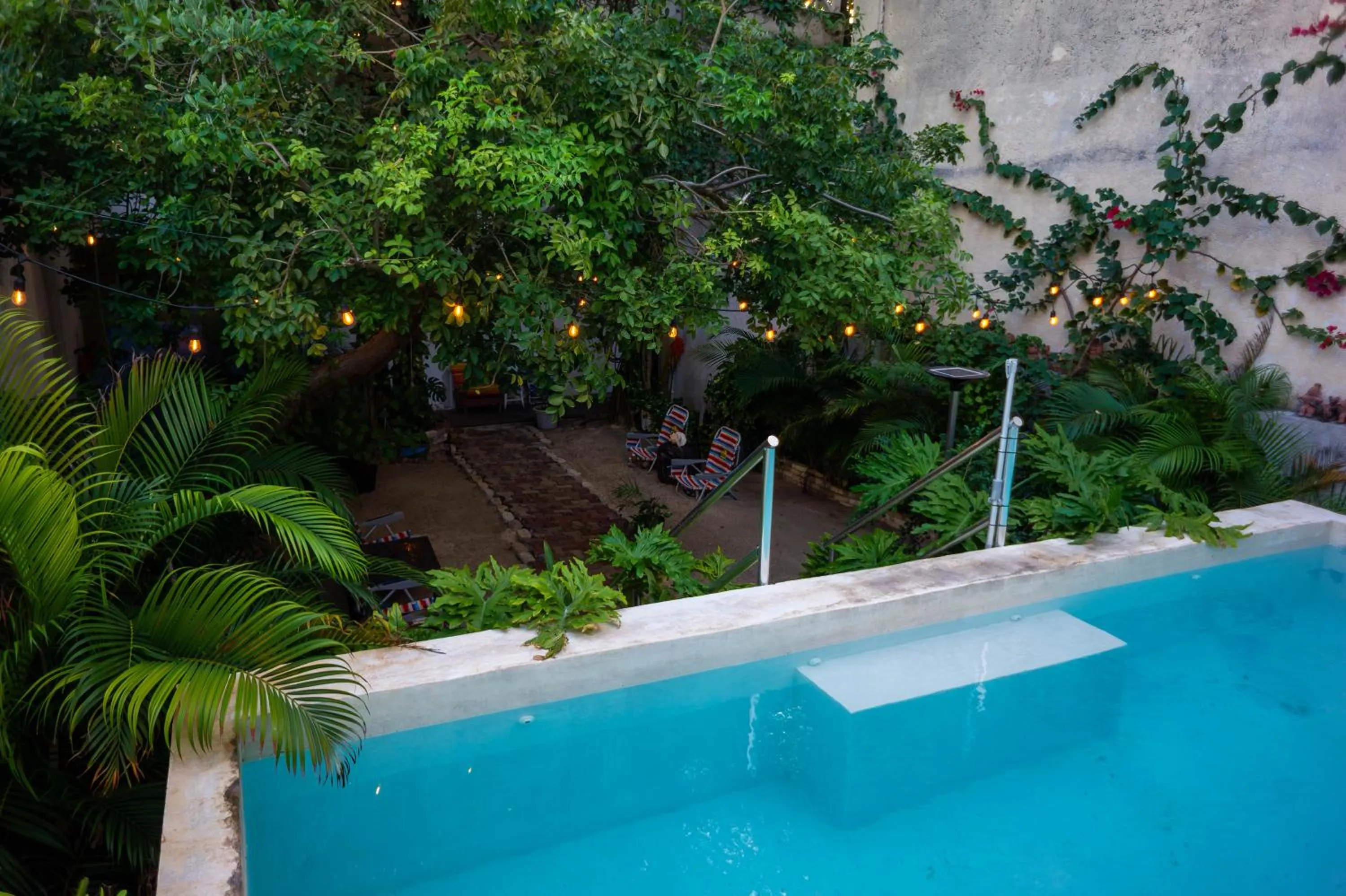 Pool view in Antillas