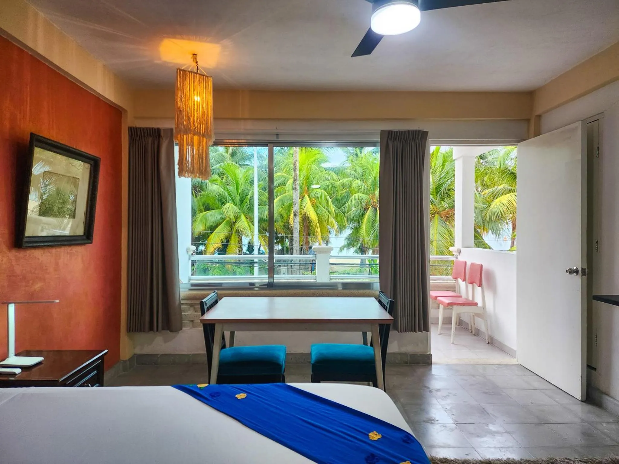 Photo of the whole room, Bed in Antillas