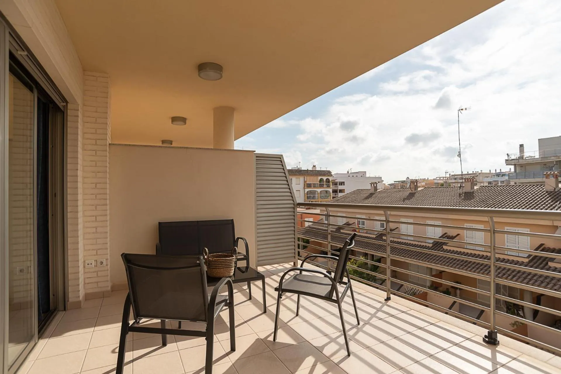 Nuevo apartamento en playa con aire acondicionado MASBO 3