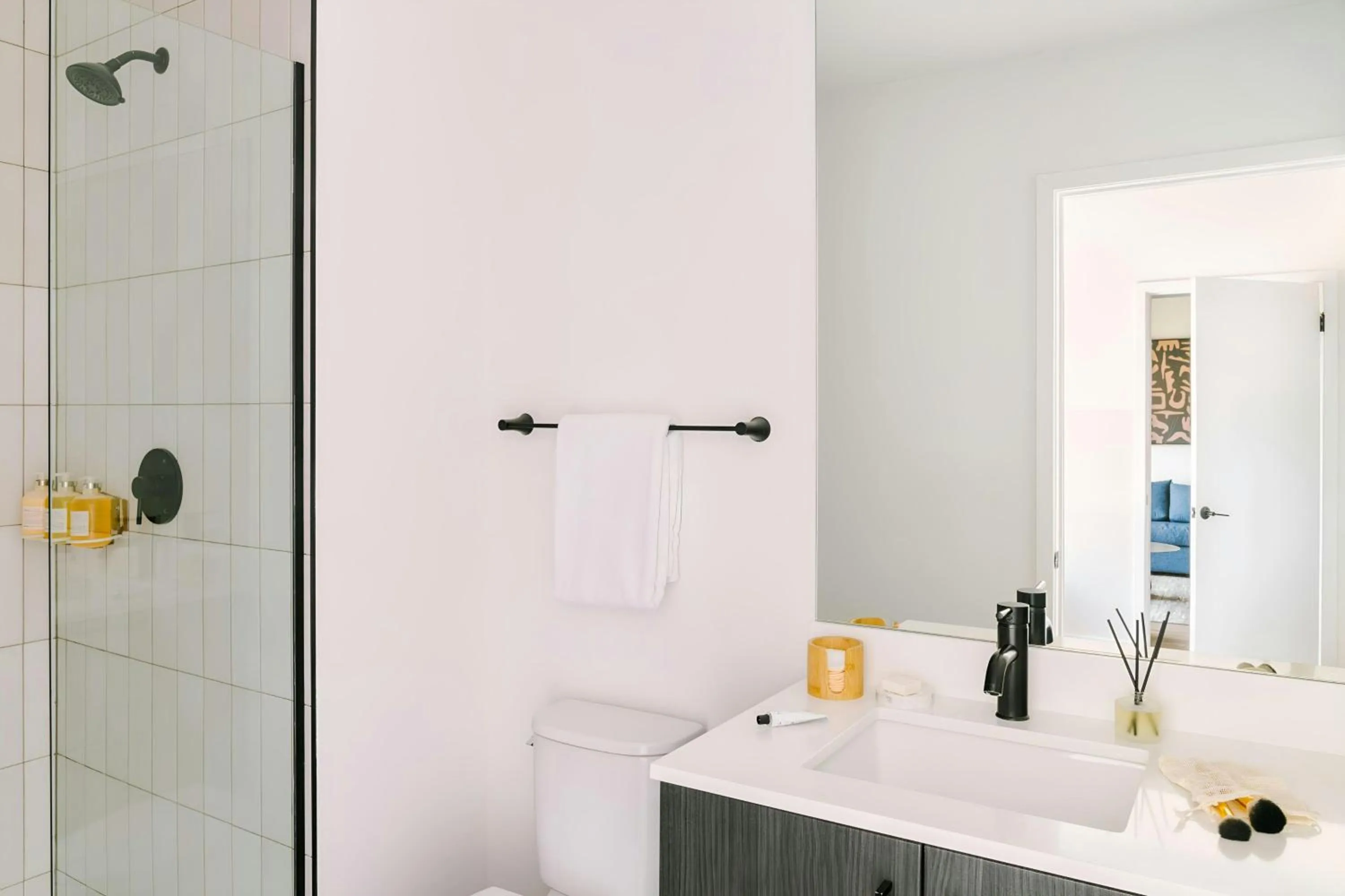 Bathroom in Sonder by Marriott Bonvoy The Opal Apartments River North