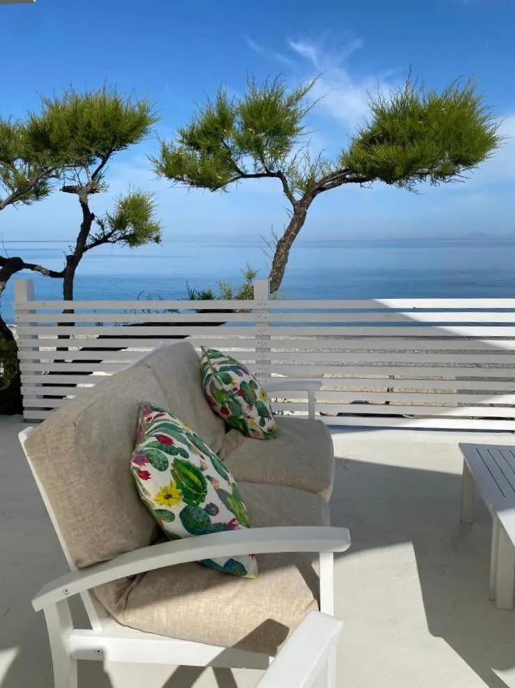 Restaurant/places to eat in Capo Nettuno Hotel