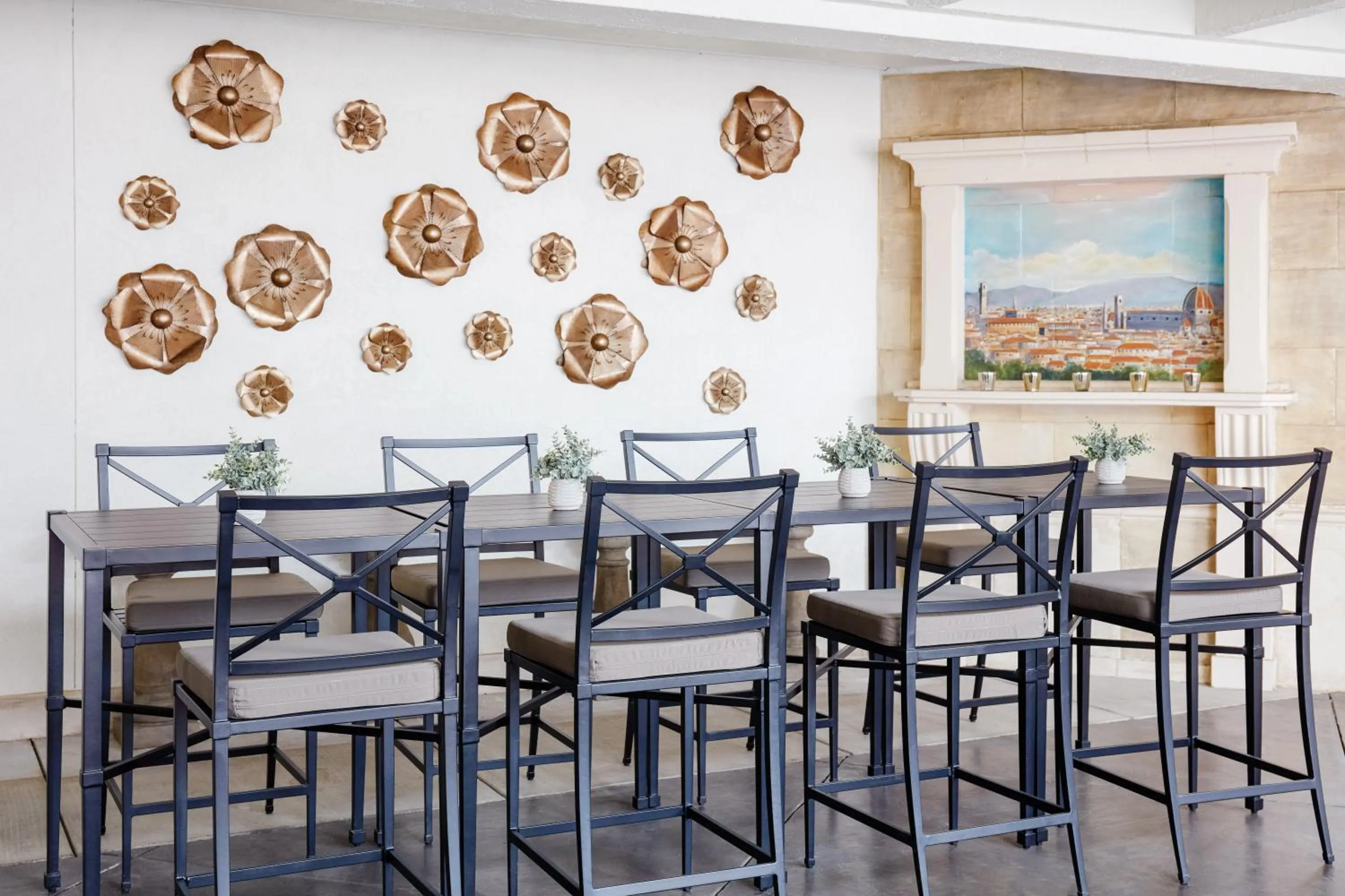 Seating area in The Lodge at Healdsburg, Tapestry Collection by Hilton