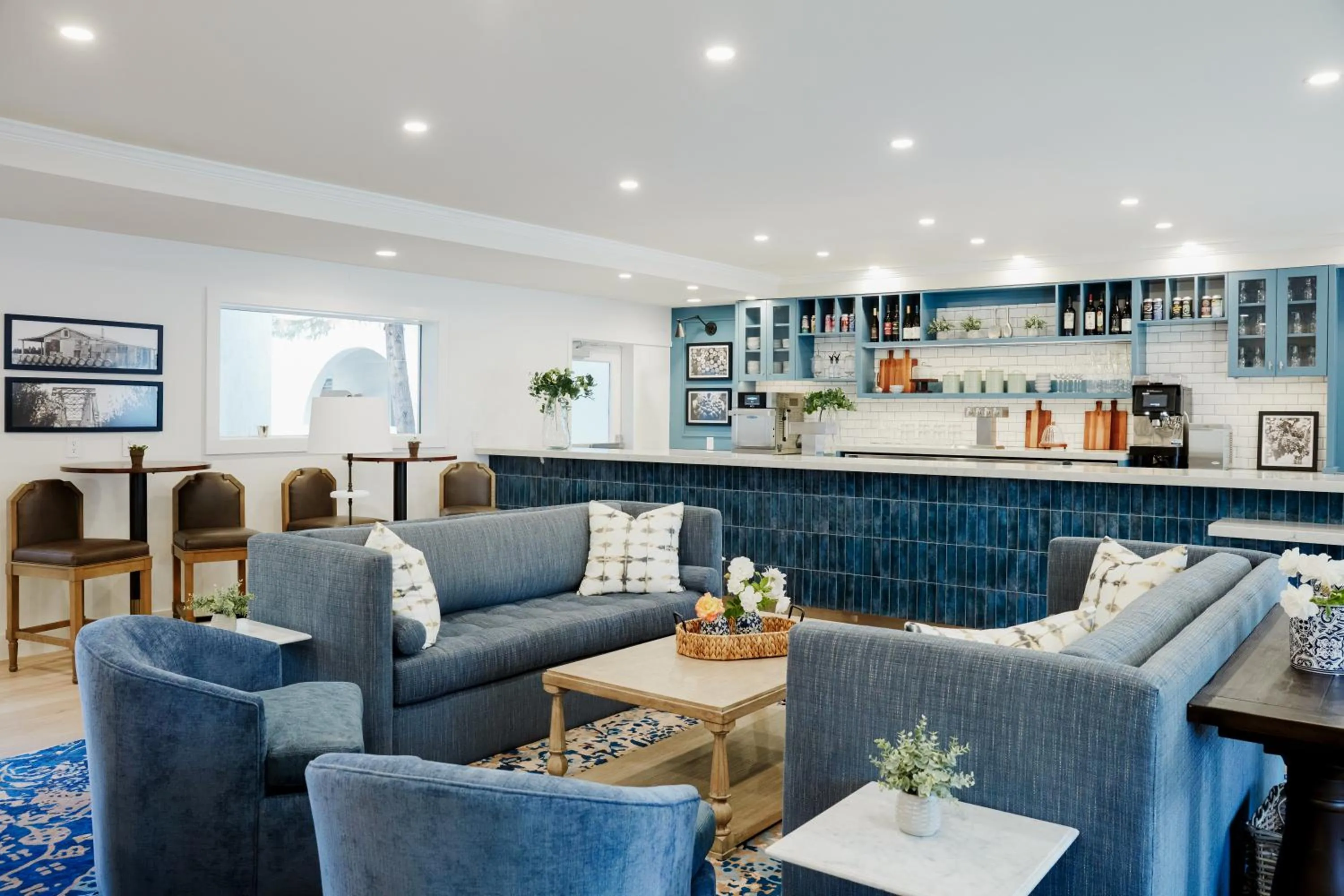 Restaurant/places to eat in The Lodge at Healdsburg, Tapestry Collection by Hilton