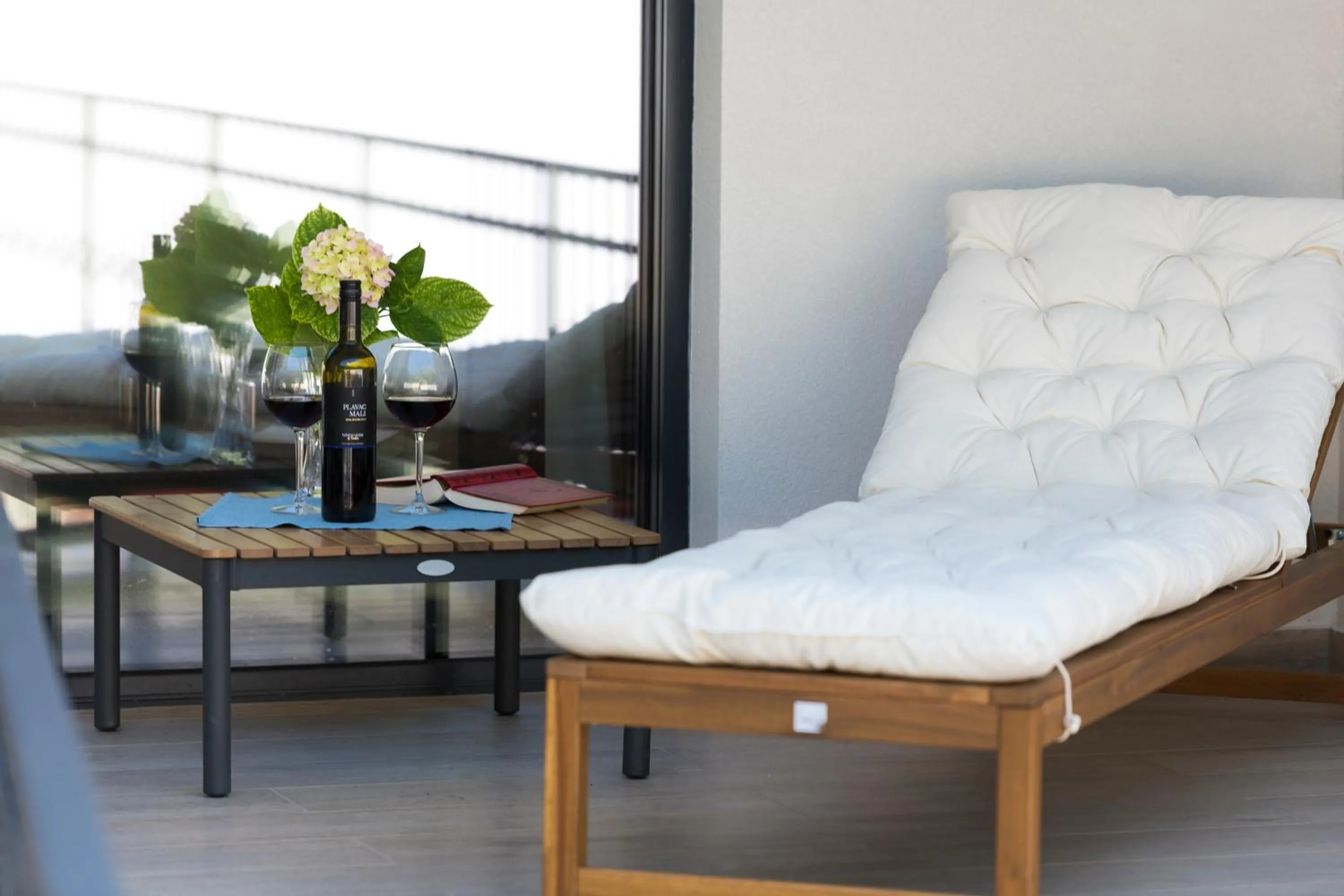 Apartment Mint