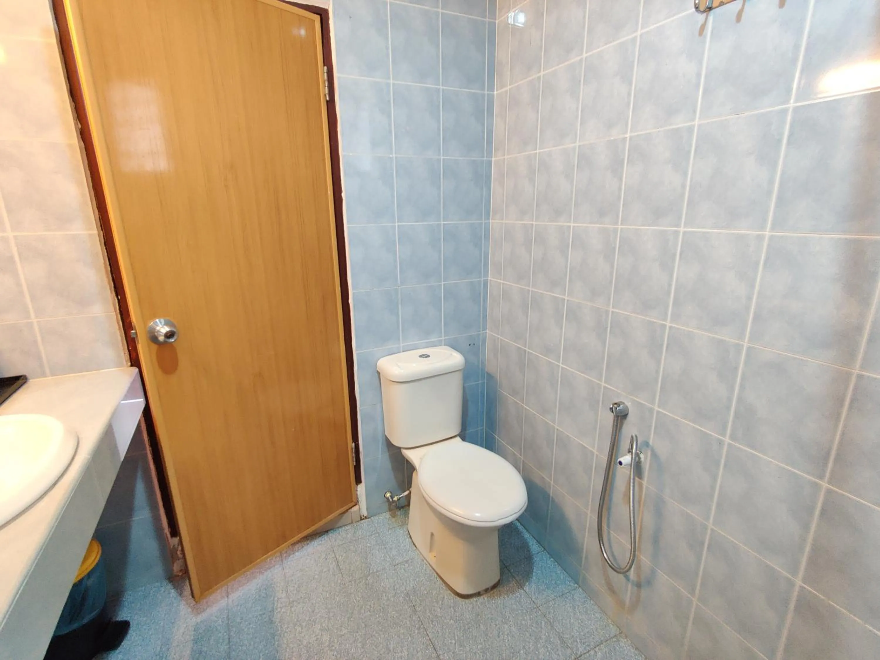 Shower in Tekoma Resort Taman Negara