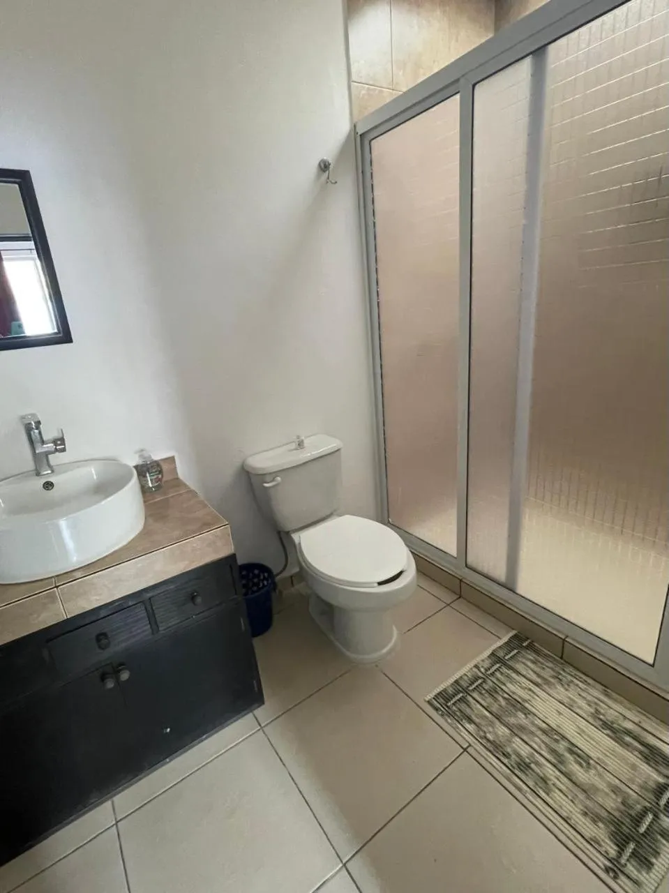 Shower in Hotel La Lejona