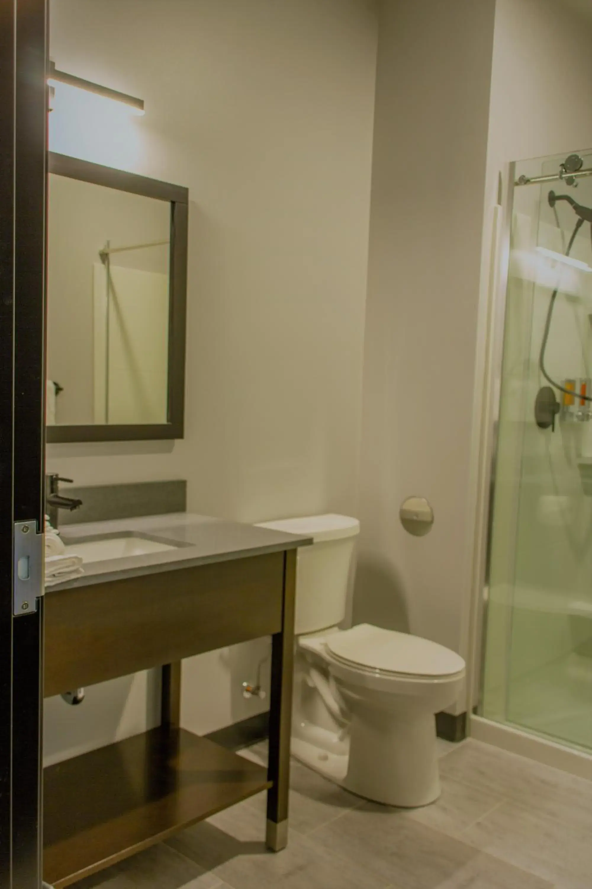 Queen Room with Balcony in Watershed Hotel Queen Room with Balcony in Watershed Hotel