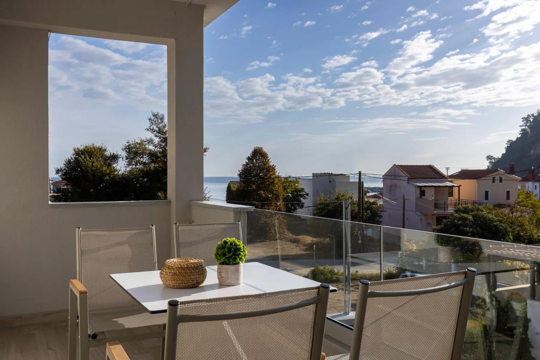 Elisavet Nuevo Studios & Suites