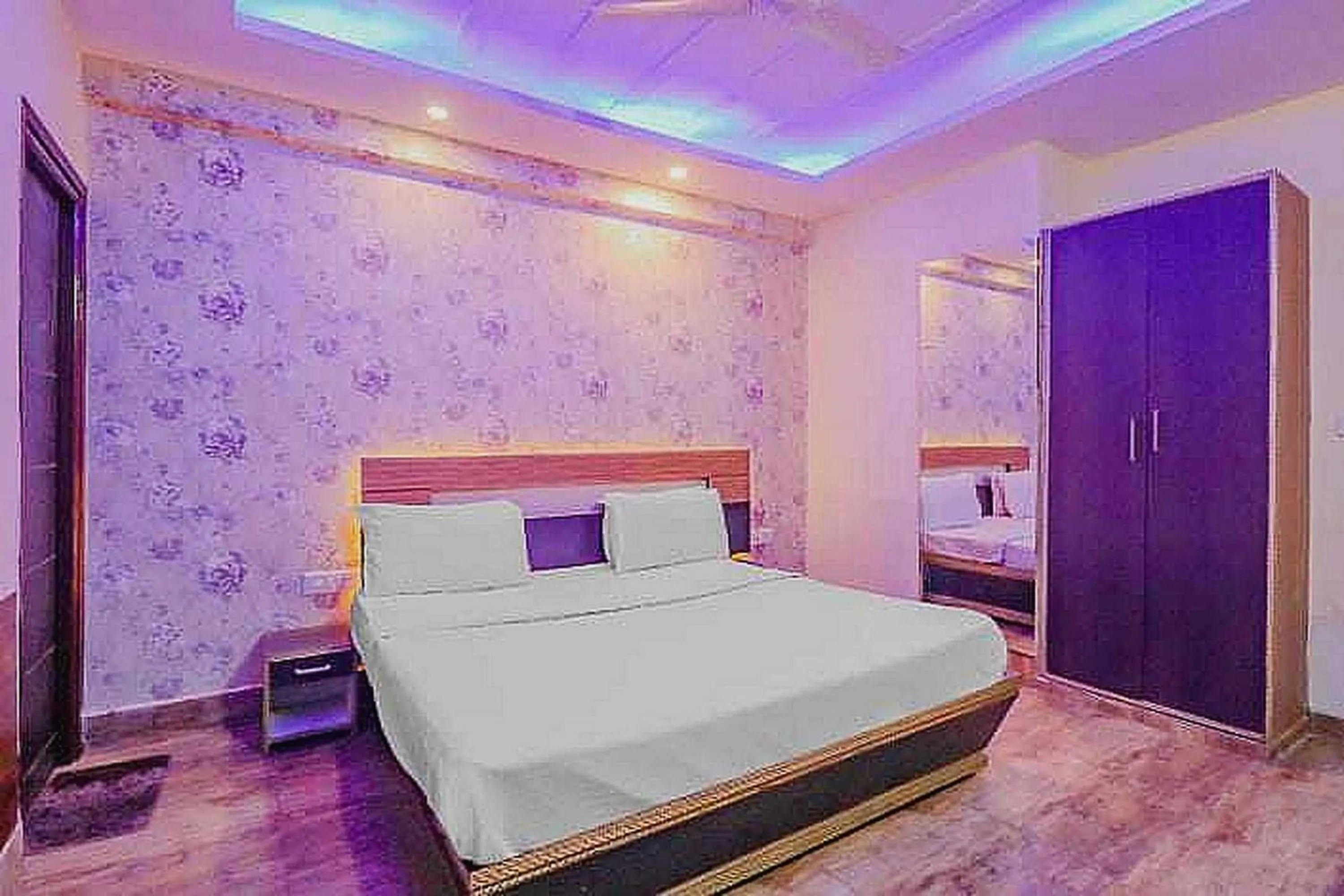 Bedroom, Bed in Super Hotel O Vivaan Residency