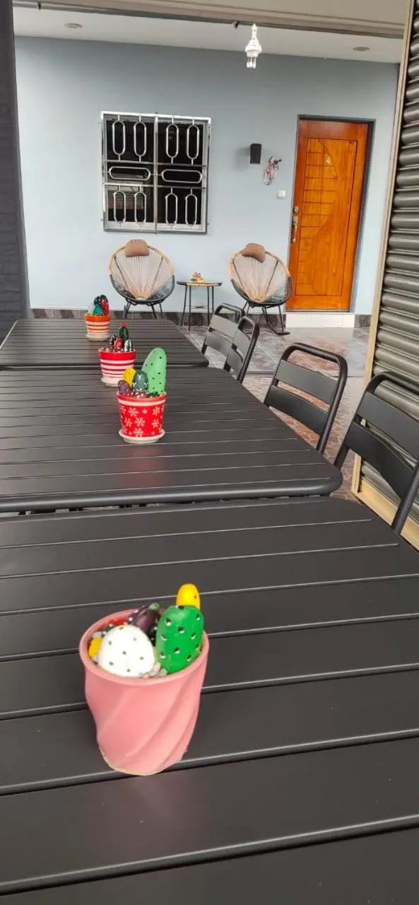 Seating area in OCEAN LODGE