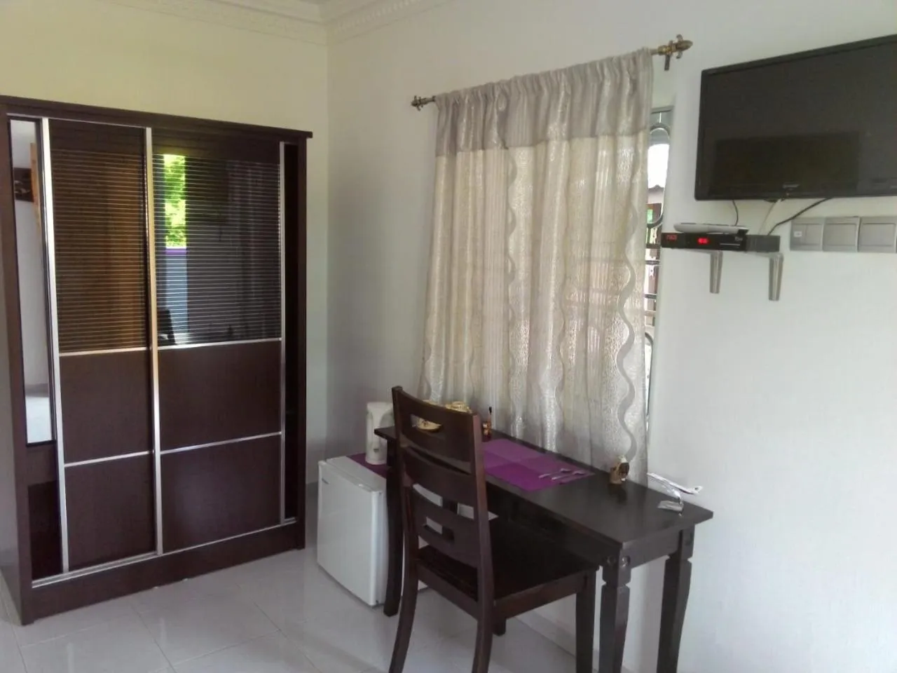 Seating area in OCEAN LODGE