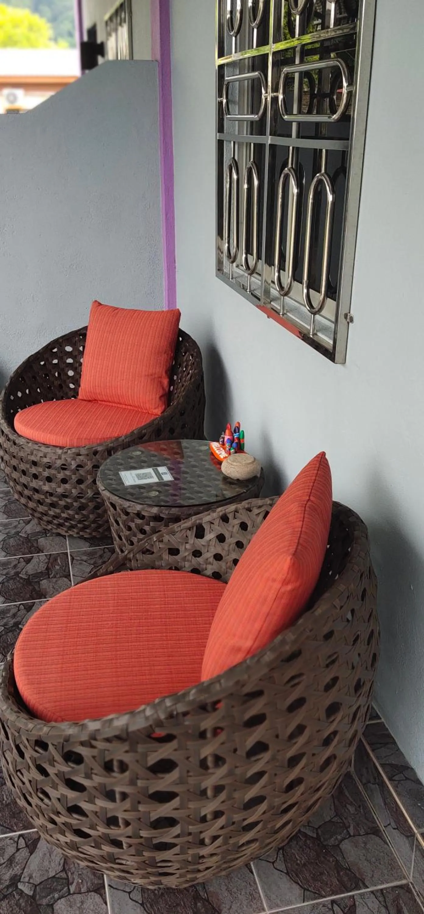 Seating area in OCEAN LODGE