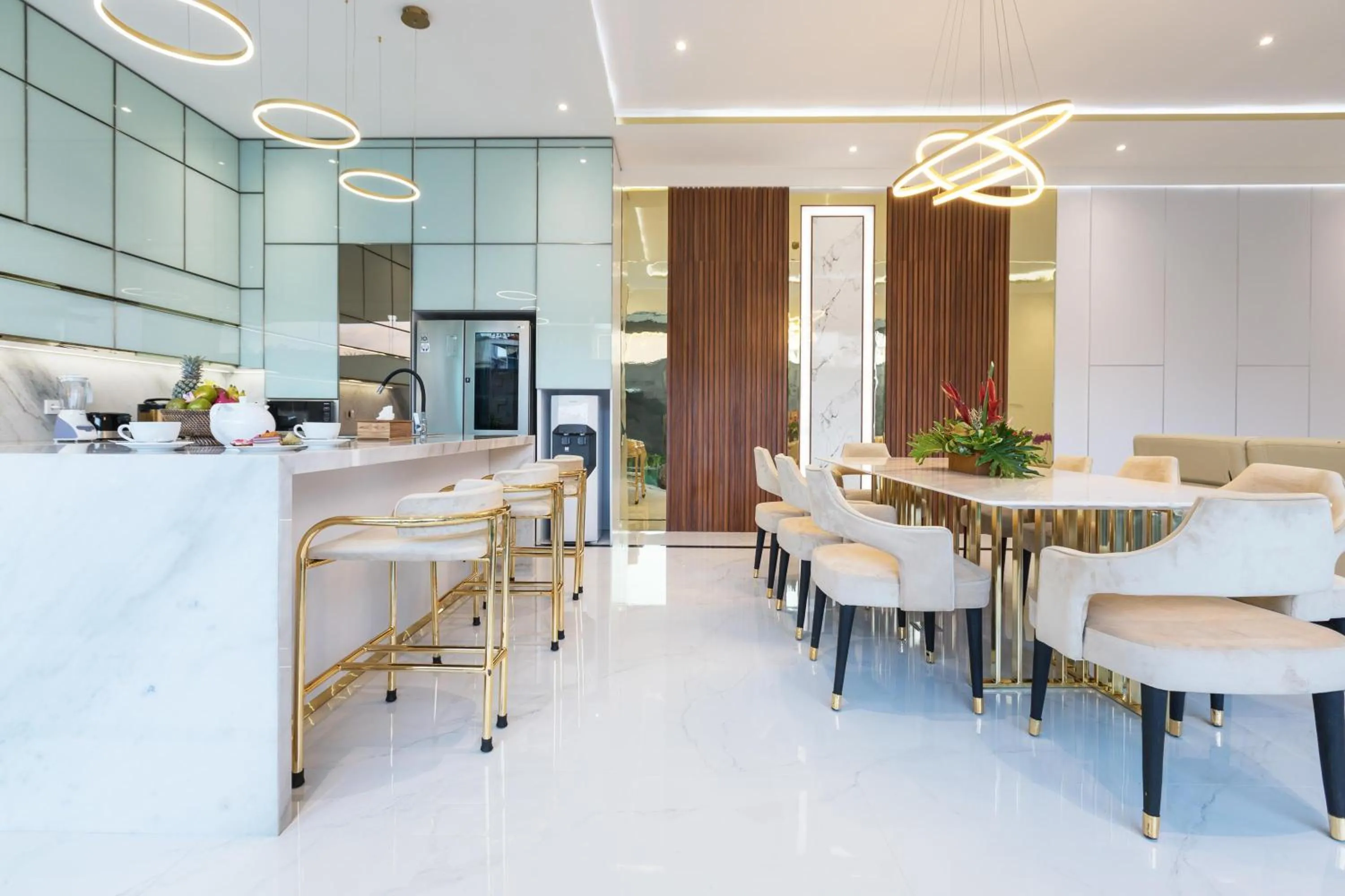 Restaurant/places to eat in Villa Louis Seminyak by Nagisa Bali