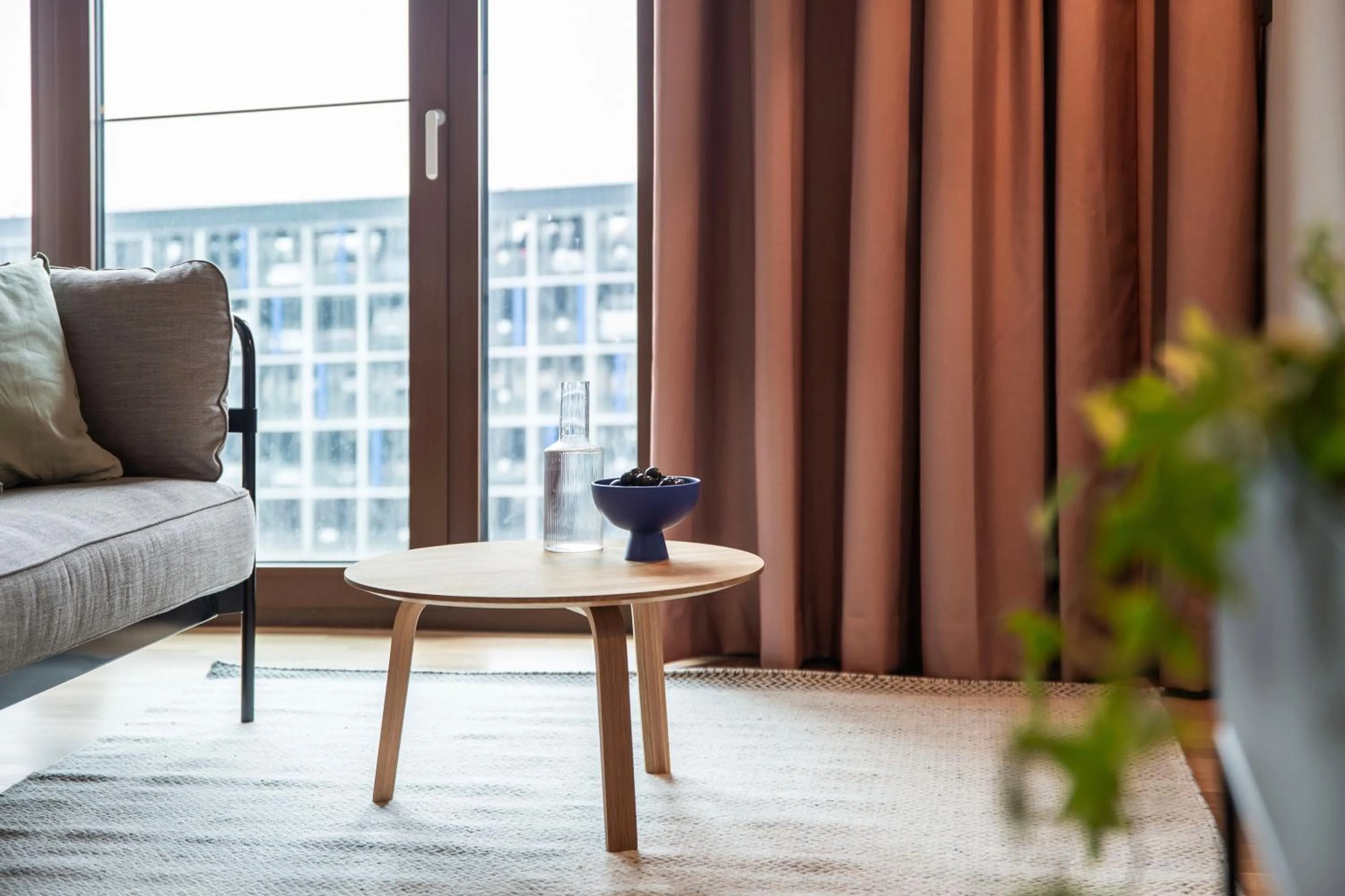 Seating area in ipartment Berlin Airport