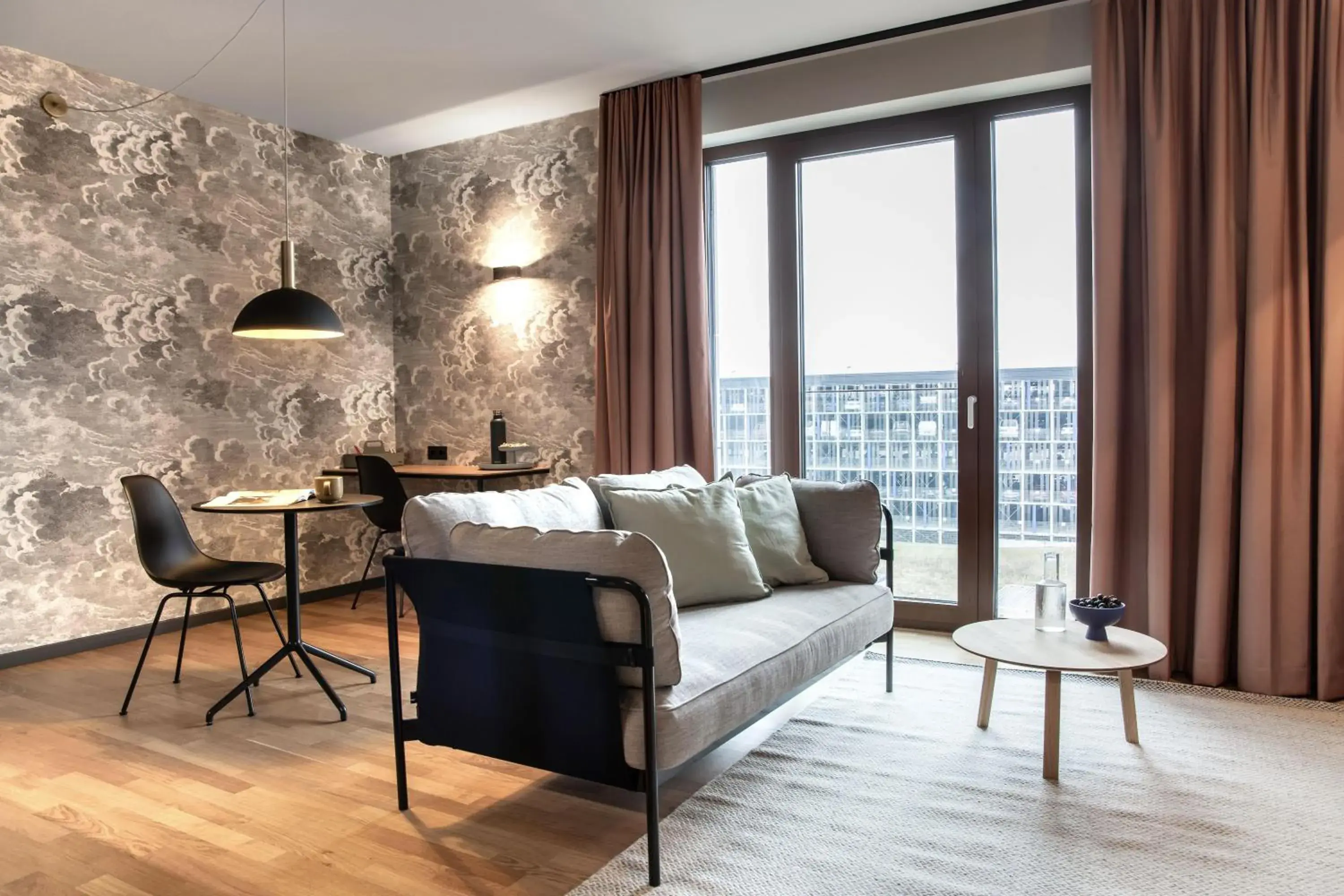 Luxury Apartment with King Bed and Kitchen in ipartment Berlin Airport HOME by Best Western Luxury Apartment with King Bed and Kitchen in ipartment Berlin Airport HOME by Best Western