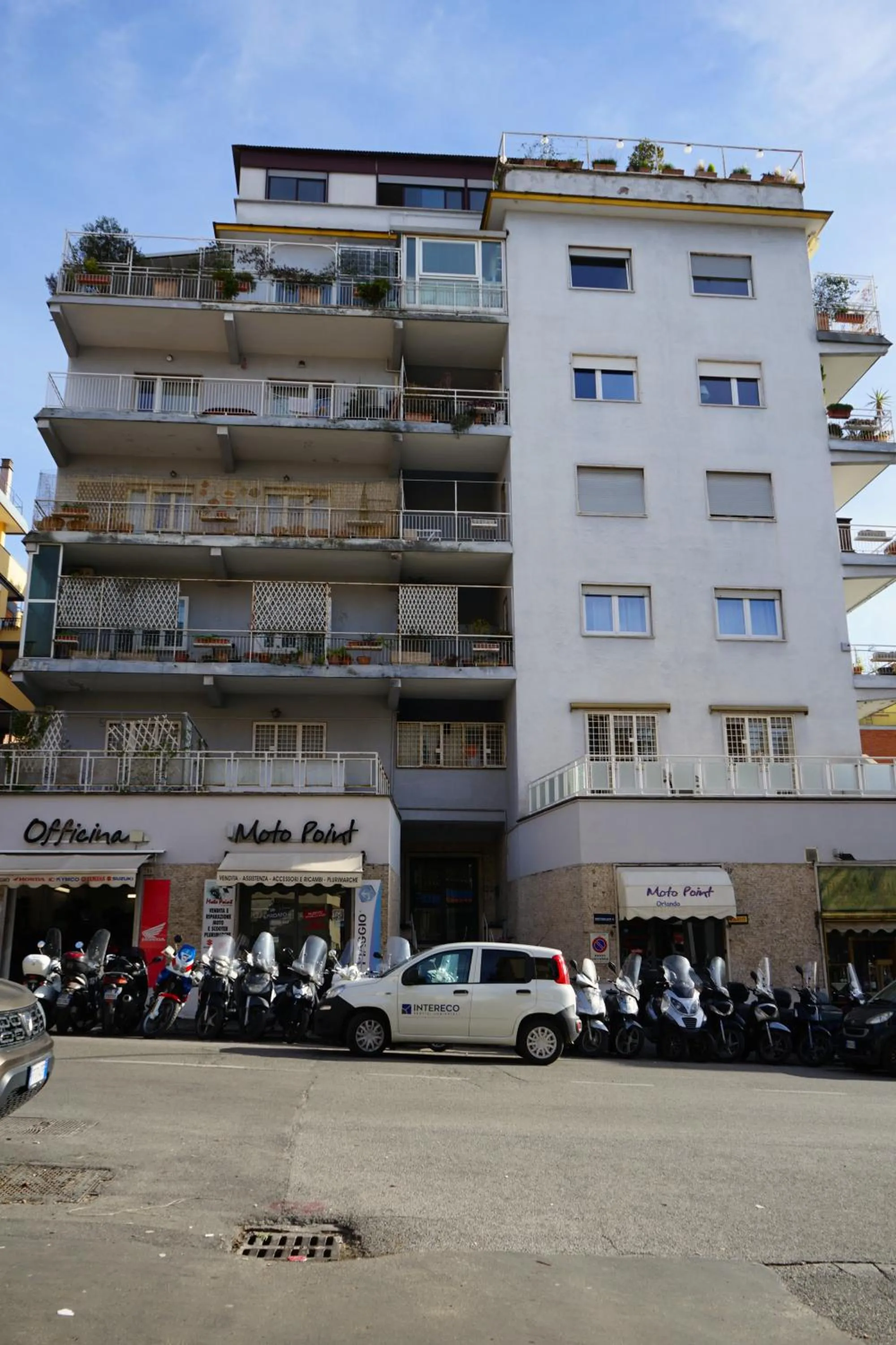 Property building in Mikasa Balduina Roma