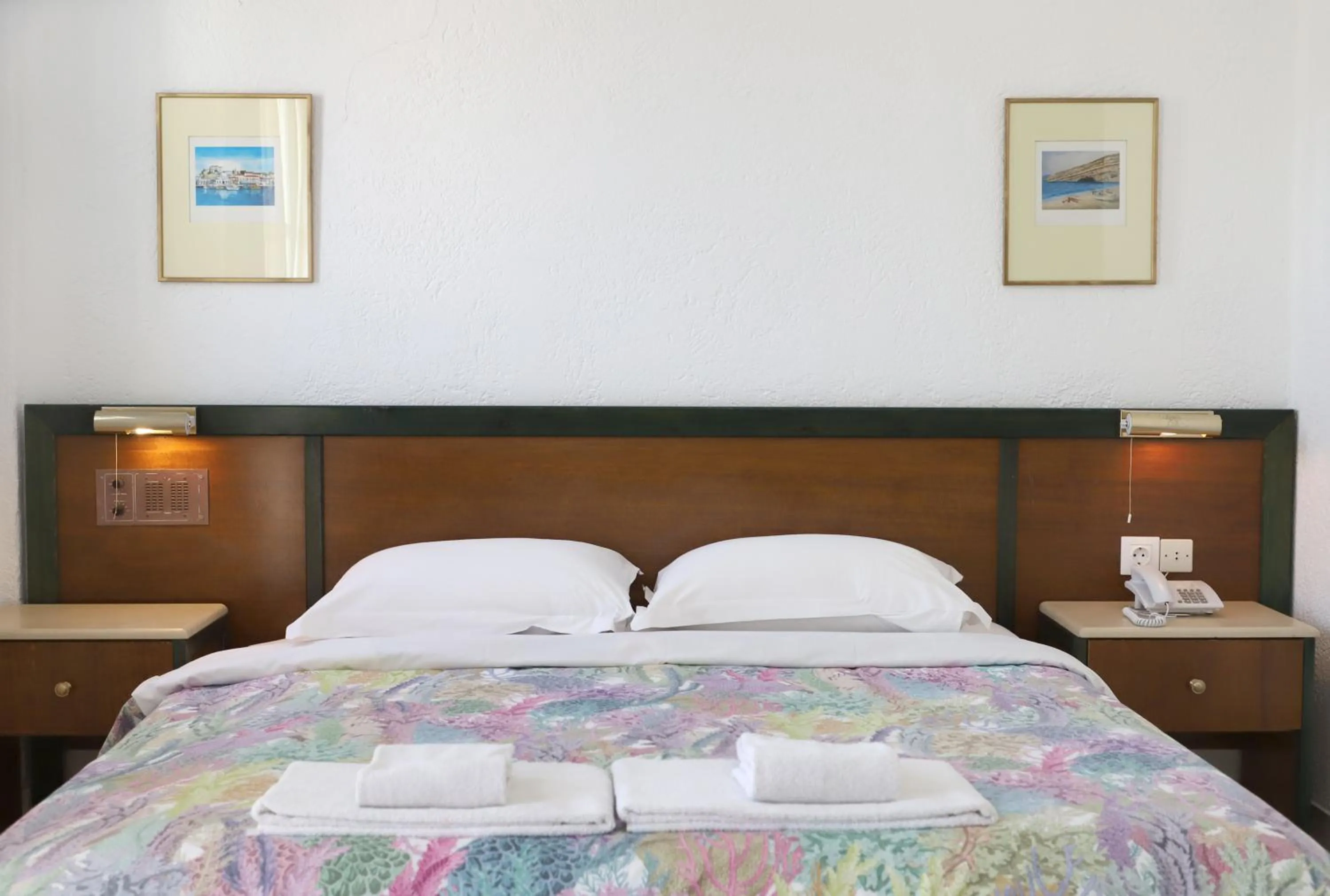 Bed in Villea Village