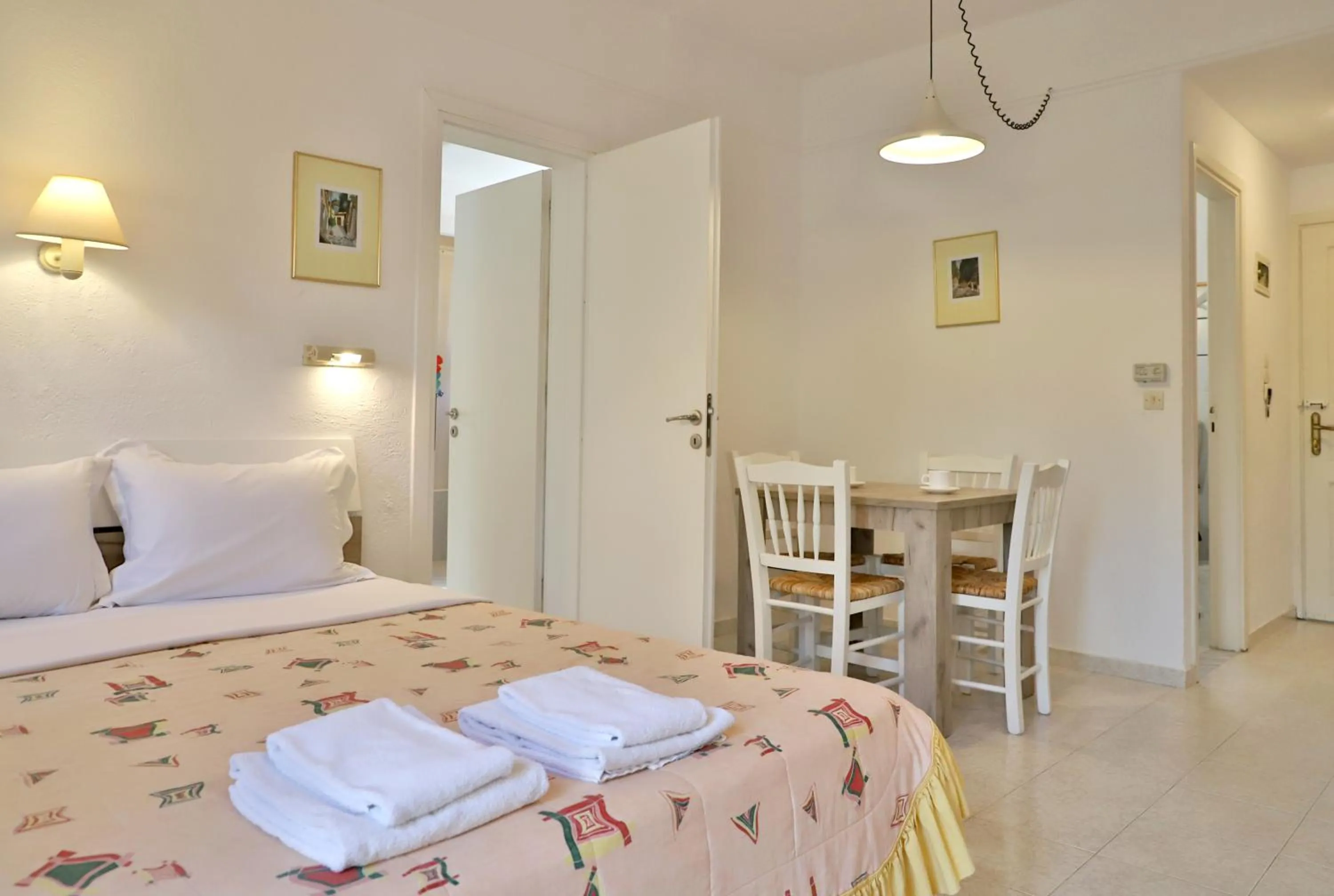 Bedroom, Bed in Villea Village