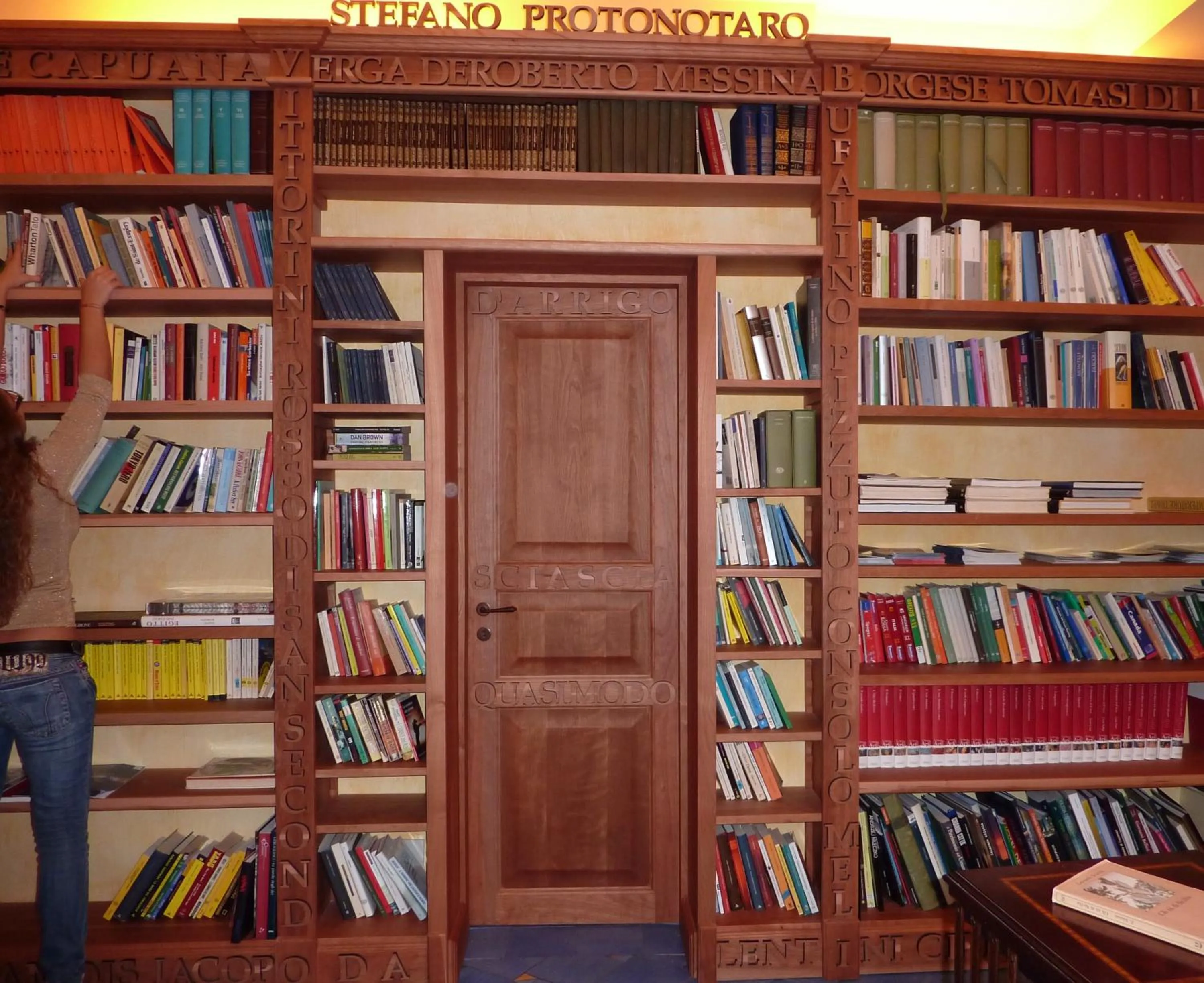 Library in Hotel Palladio
