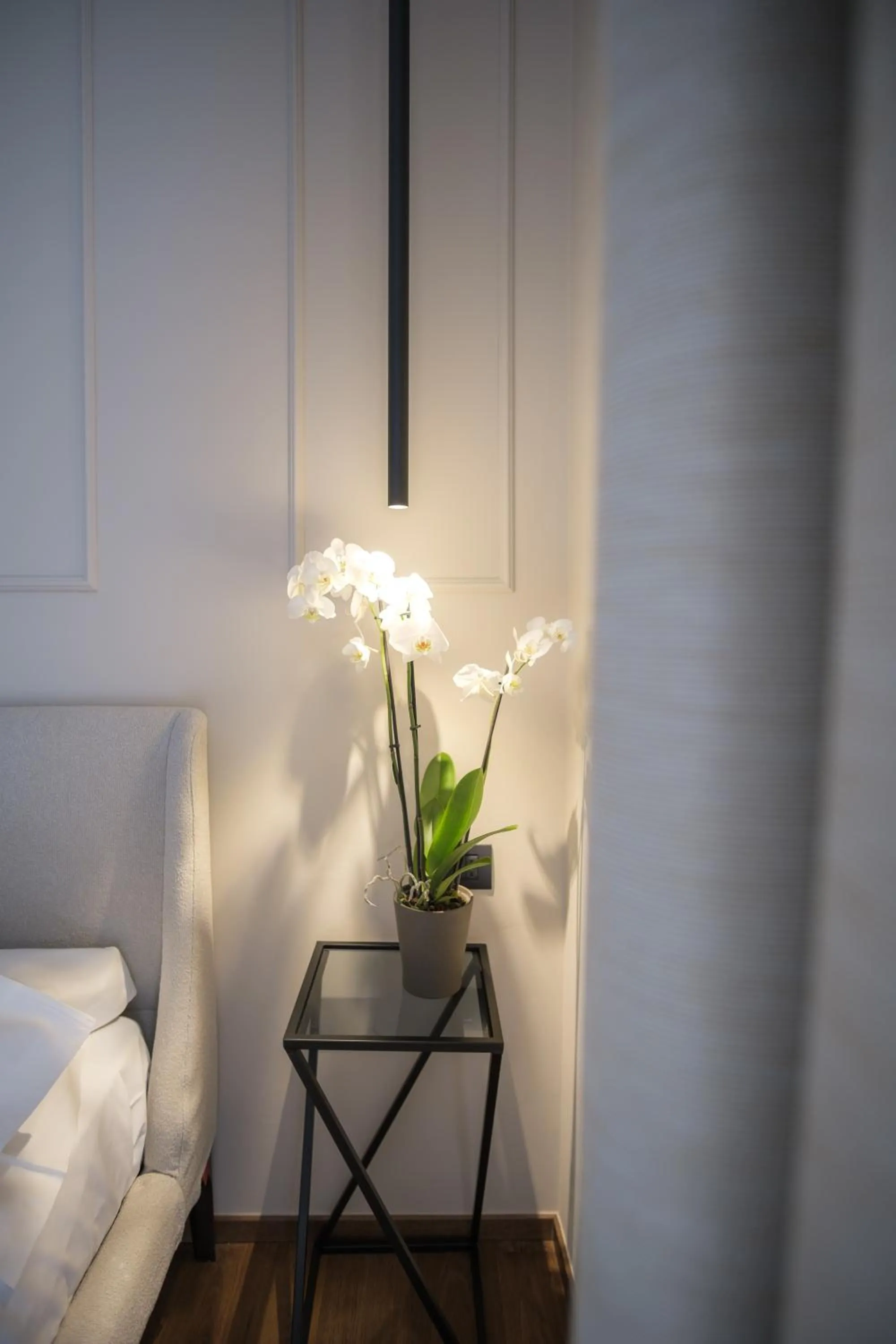 Decorative detail, Bed in PALAZZO DANISI ROOMS&SUITES