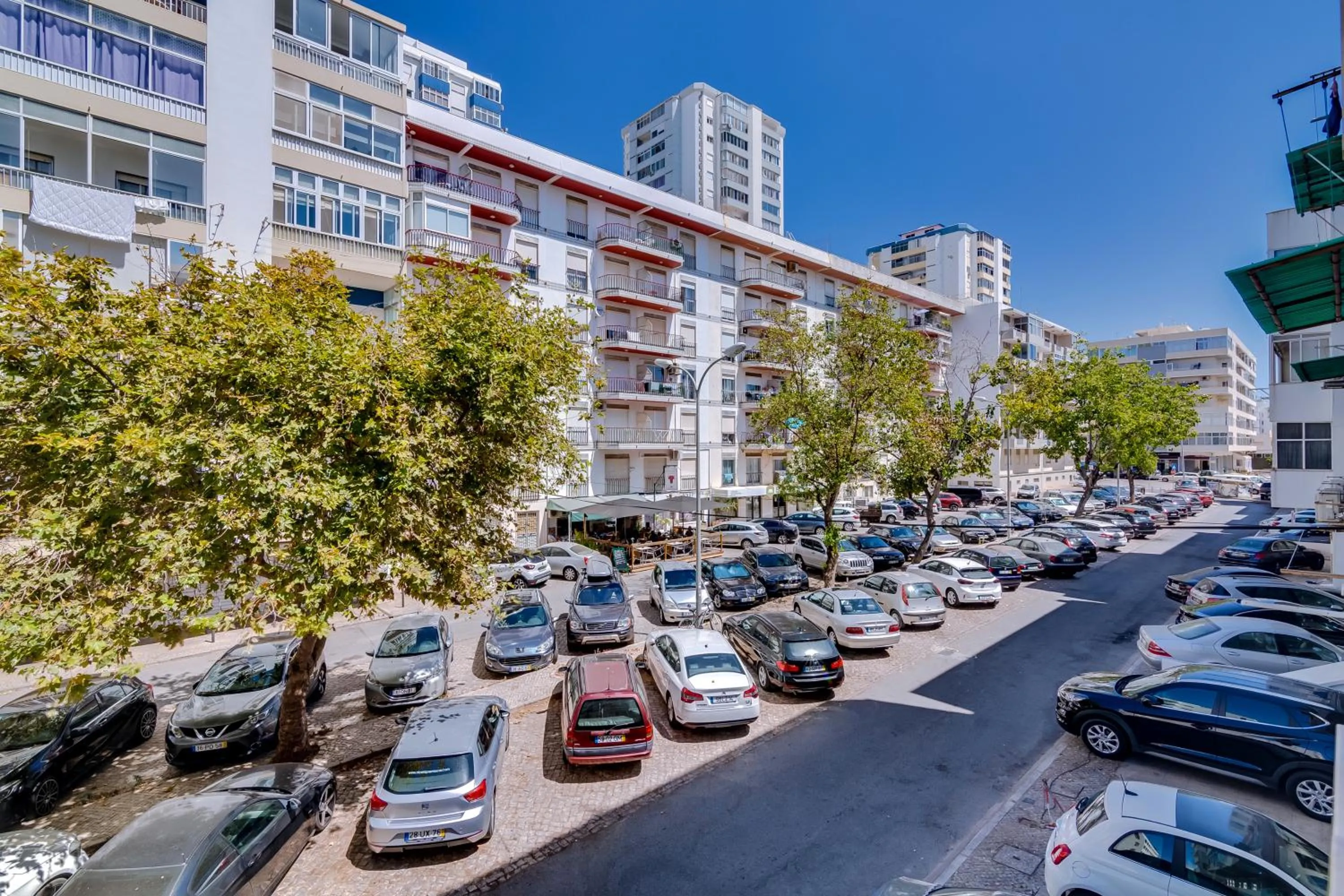 Neighbourhood in AL - Oceano T2 Frente Mar Quarteira