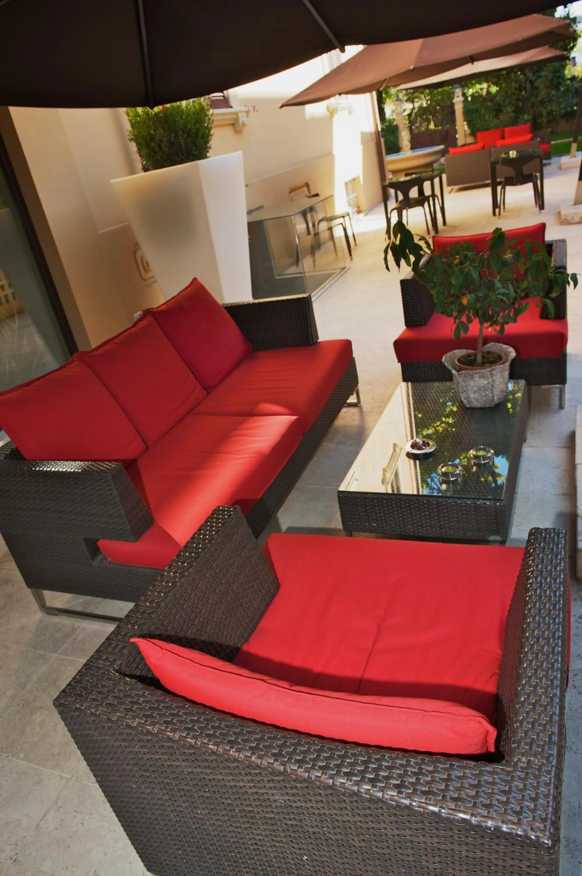 Facade/entrance in UNAHOTELS Villa dei Platani Foligno