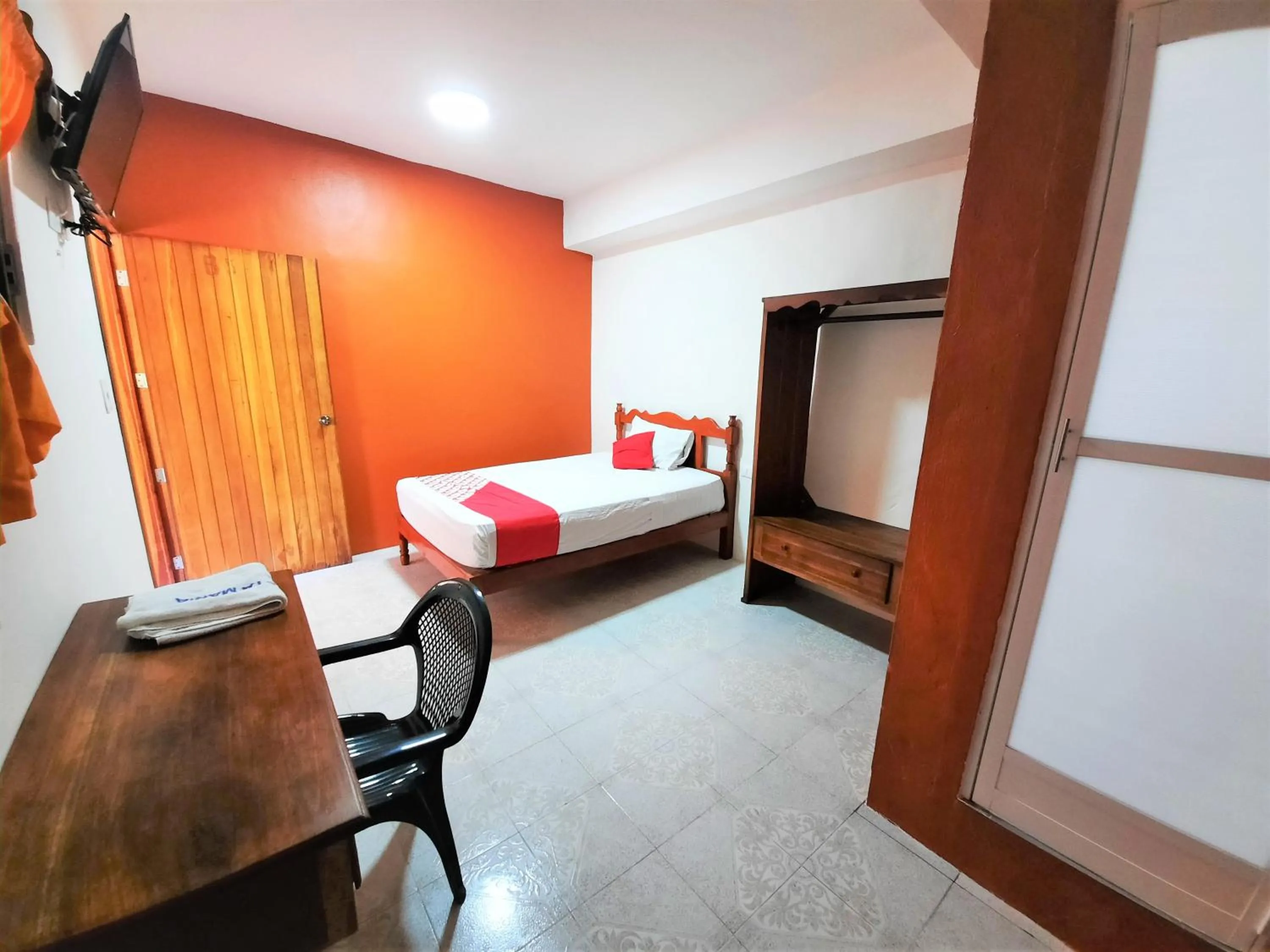 Photo of the whole room in Hotel Costa Maria