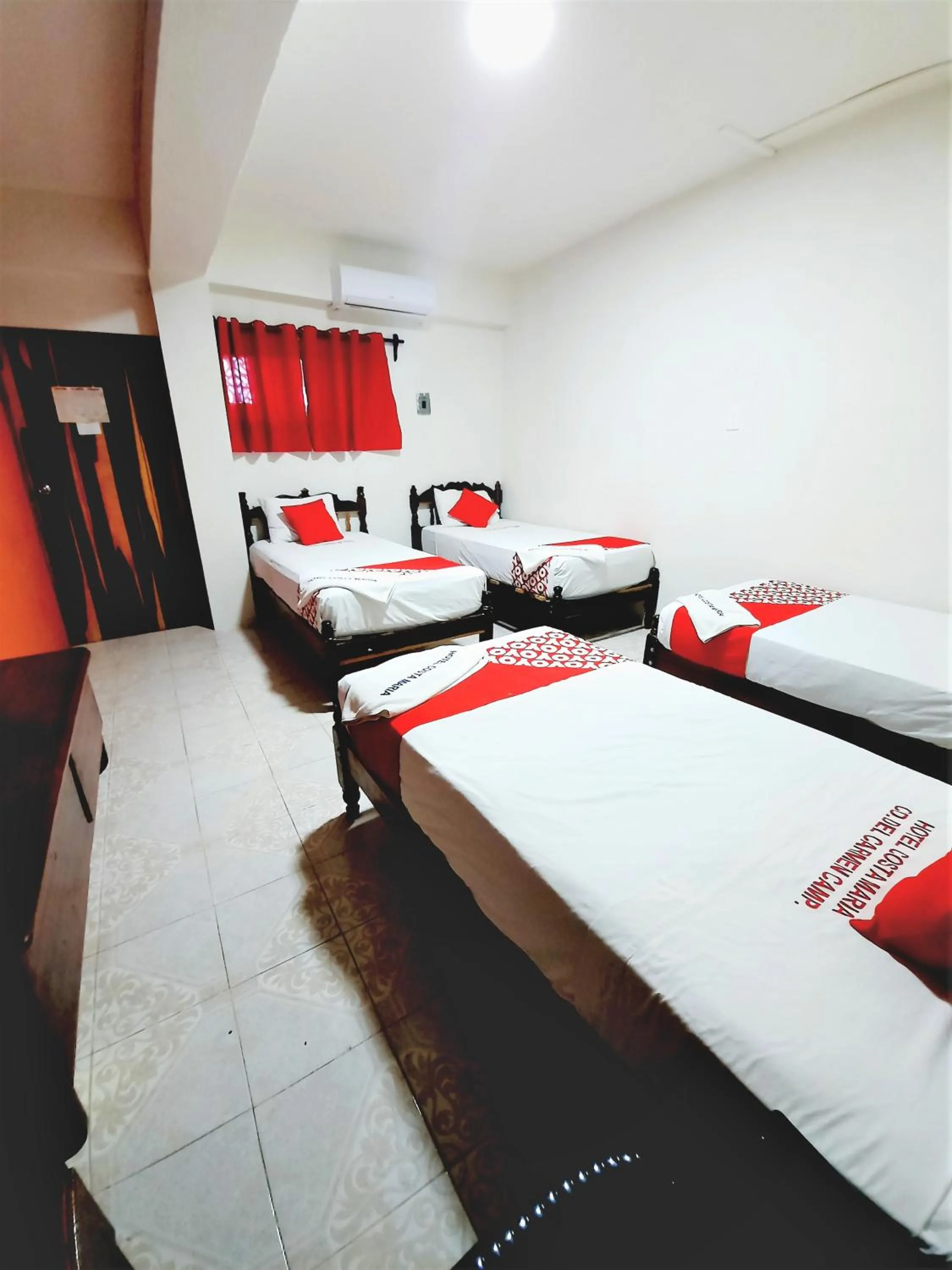 Photo of the whole room in Hotel Costa Maria