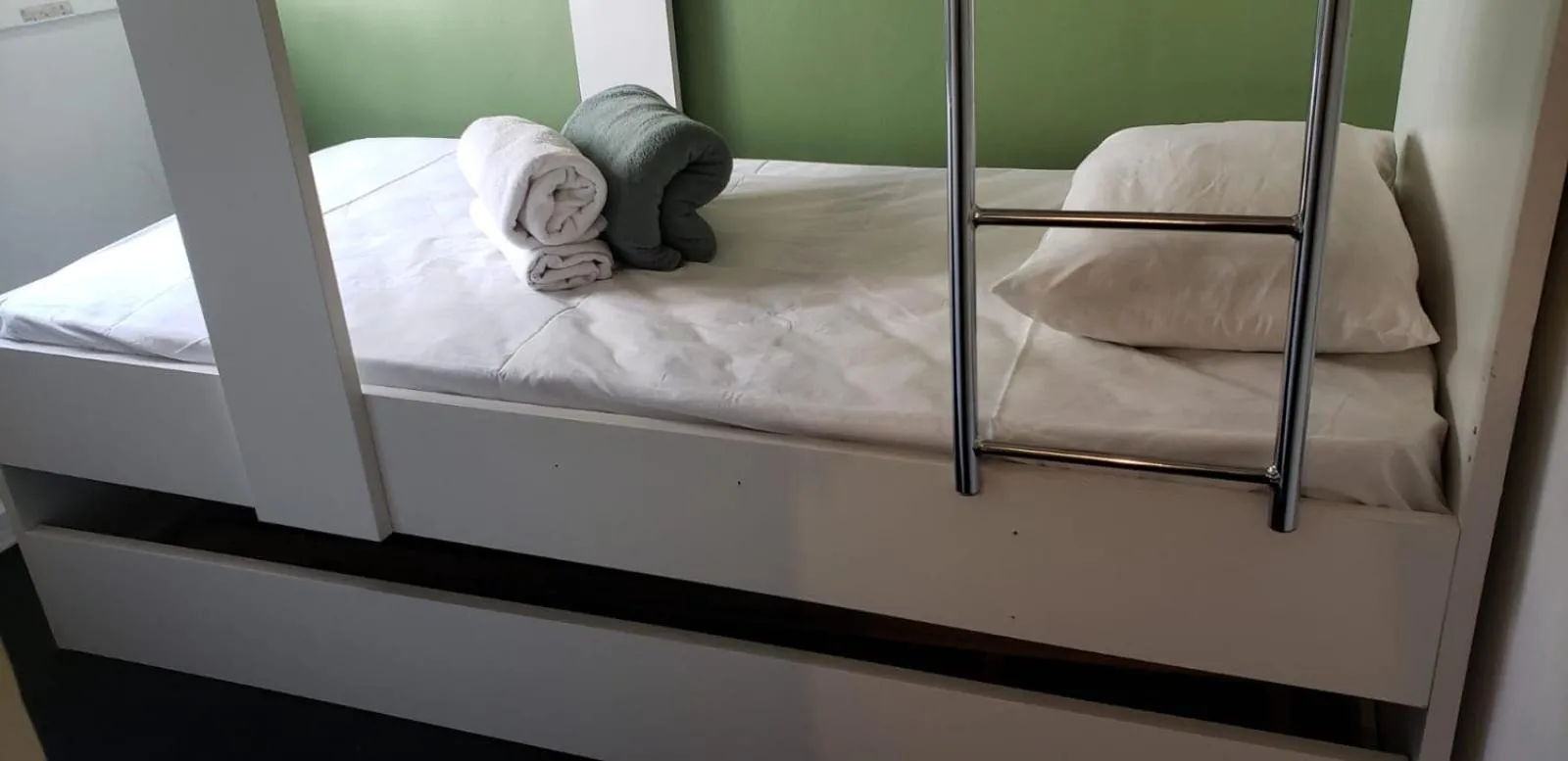 Bedroom, Bed in Jardim Secreto