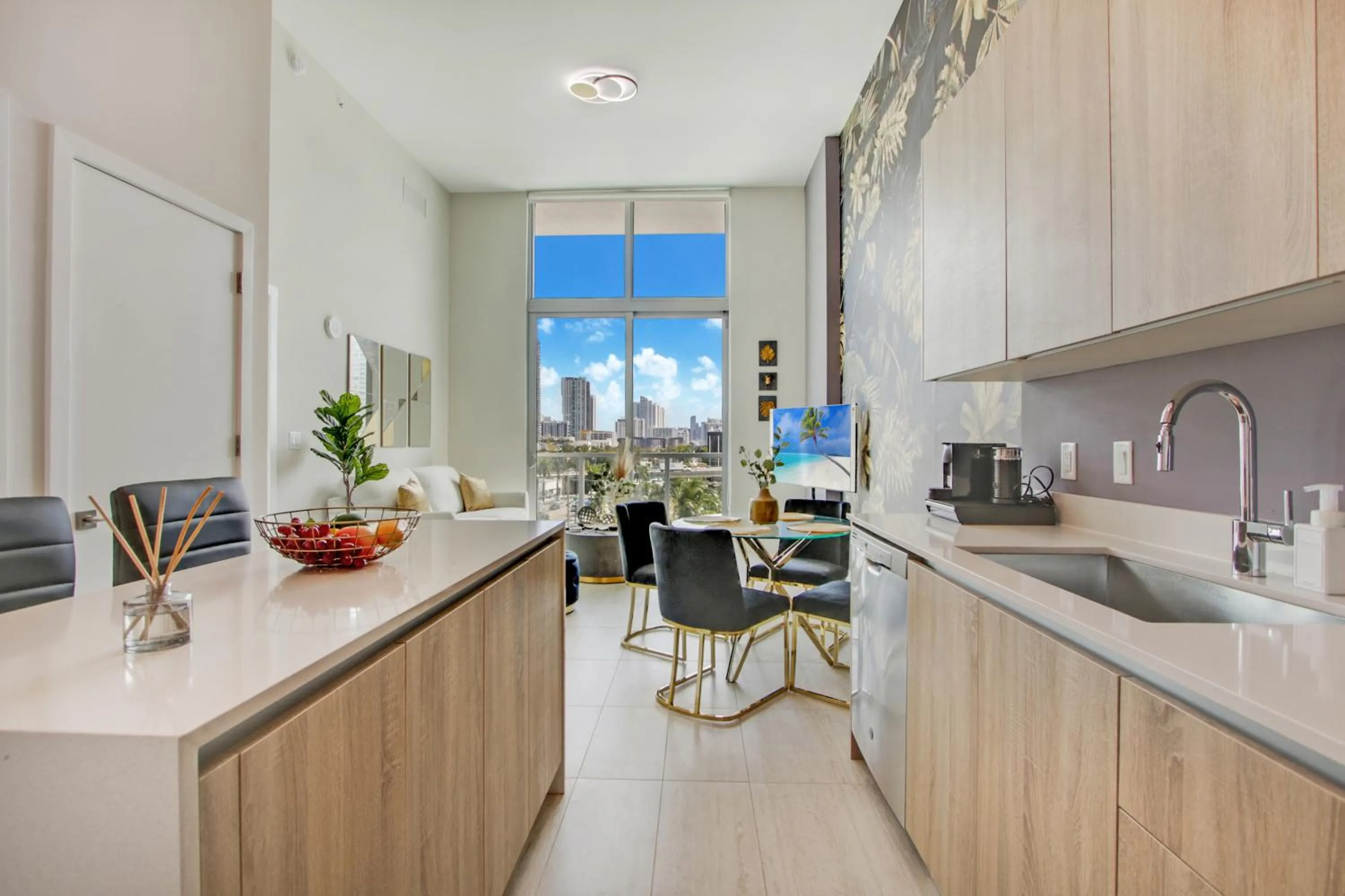 Kitchen or kitchenette in Nomada Destination Residences - Quadro