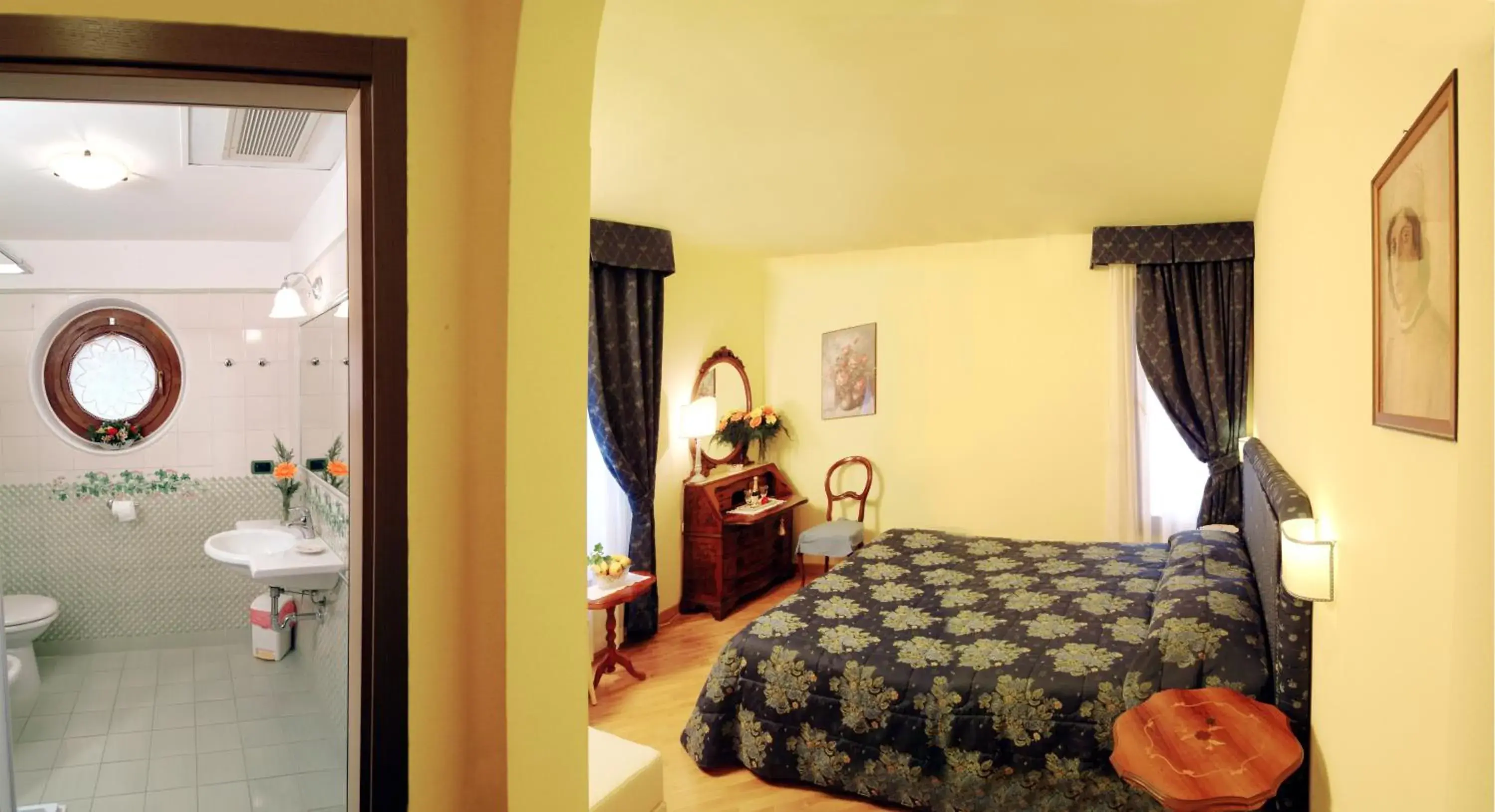 Double or Twin Room Silent in Hotel Ristorante Piccolo Chianti Double or Twin Room Silent in Hotel Ristorante Piccolo Chianti