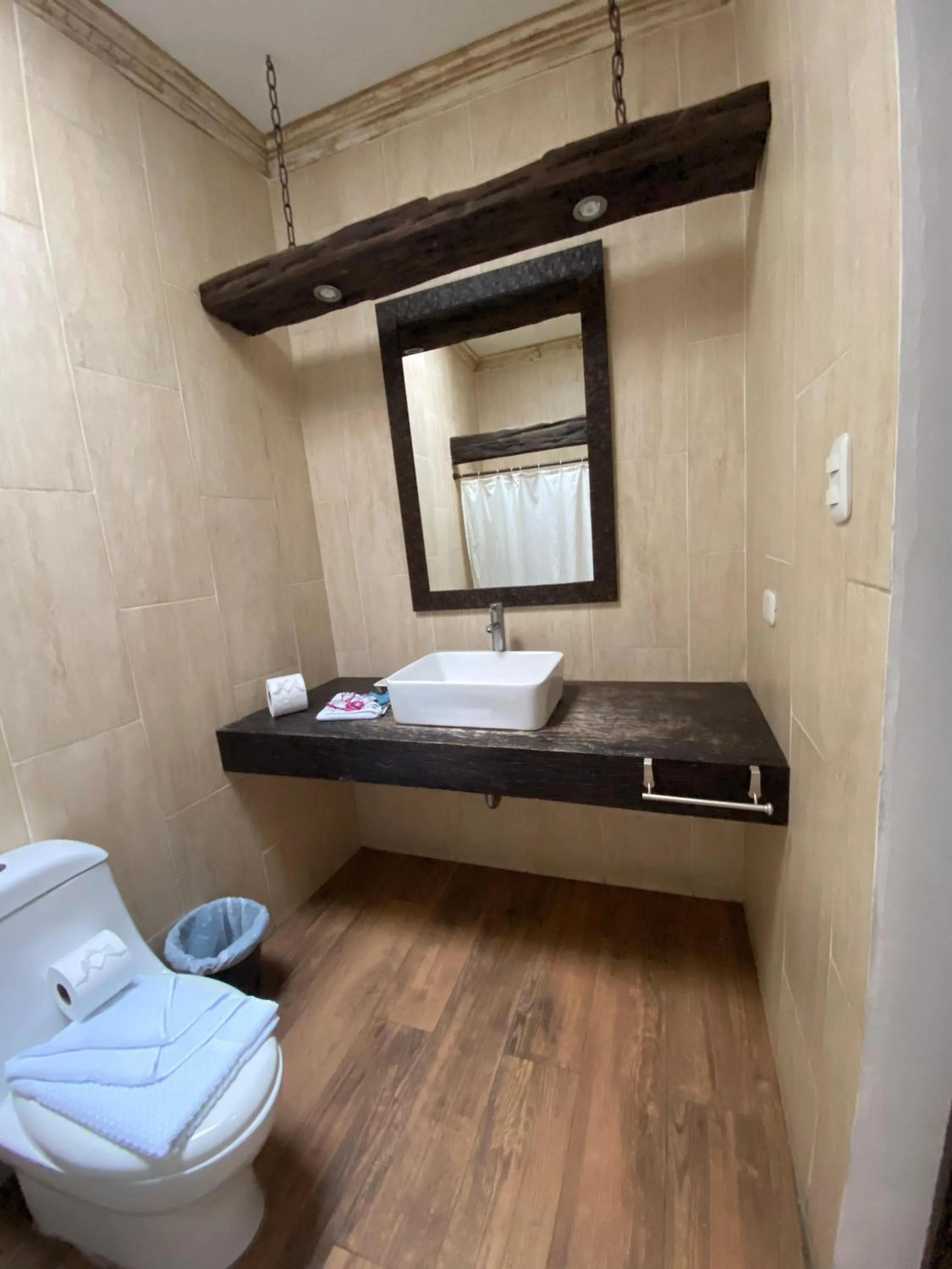 Toilet, Bed in Casa Mia Hotel