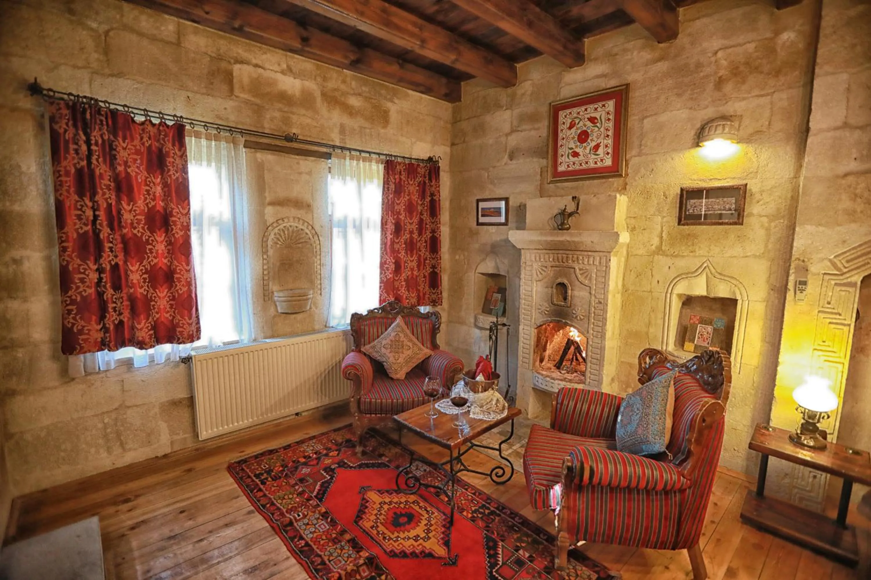 Seating area in Traveller's Cave Hotel