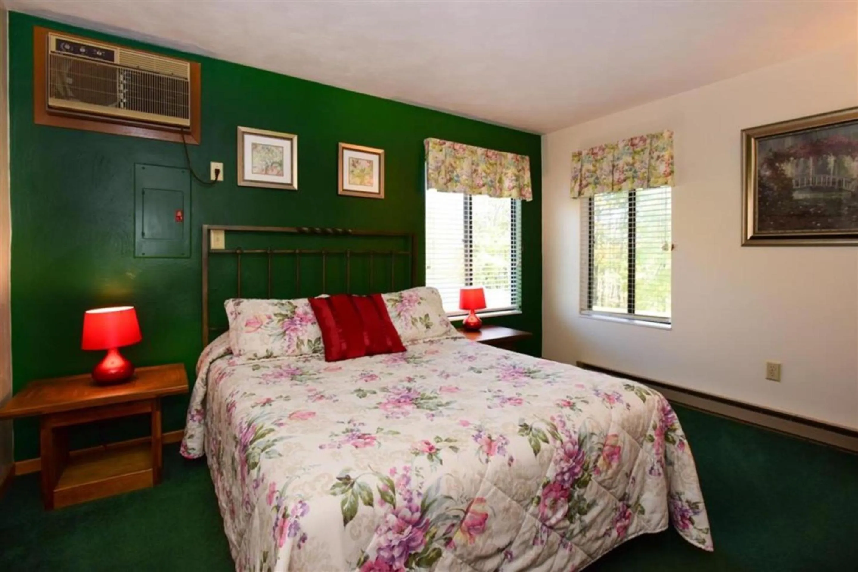 Bed in Seven Springs Resort Properties