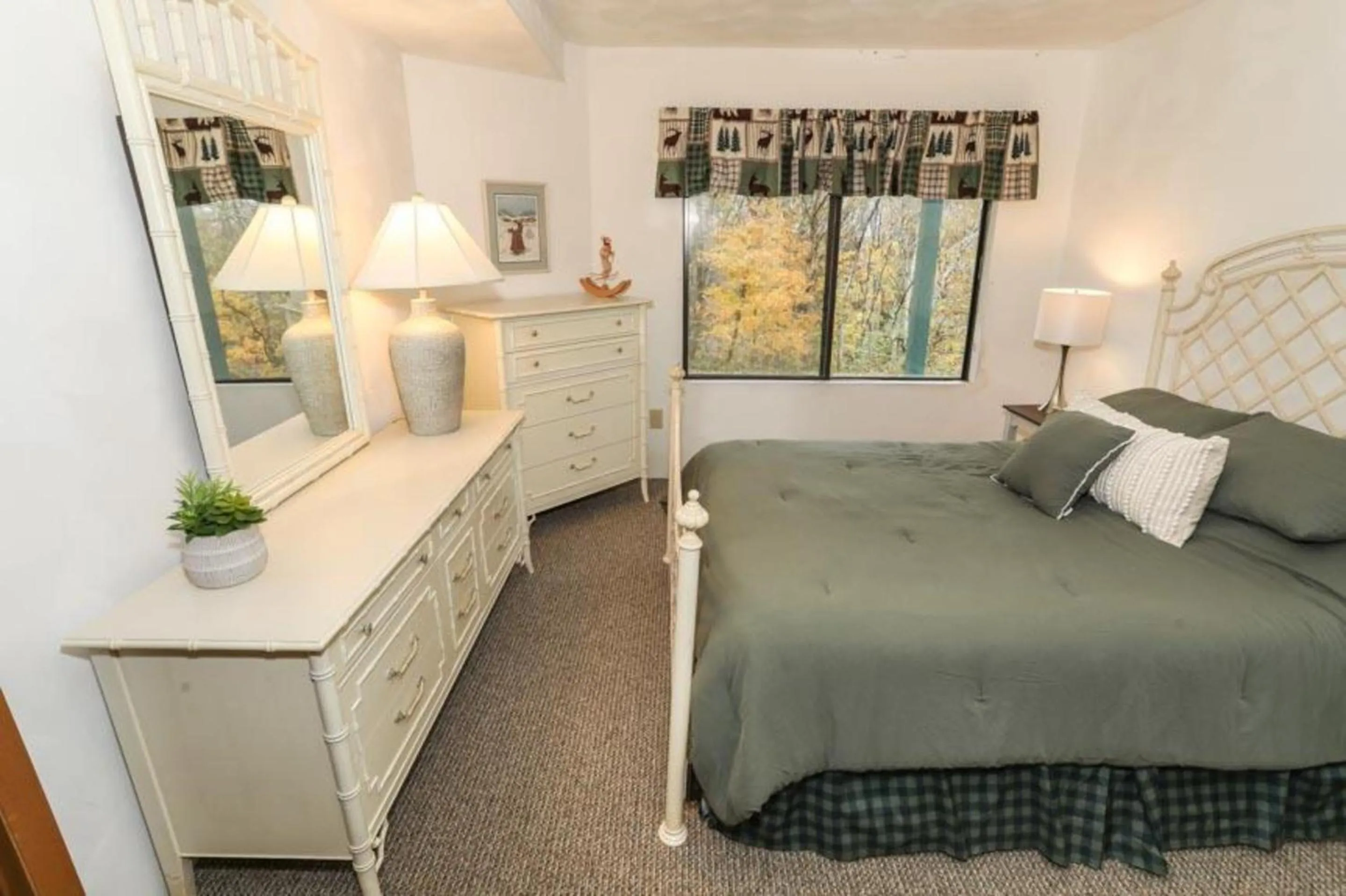 Bed in Seven Springs Resort Properties