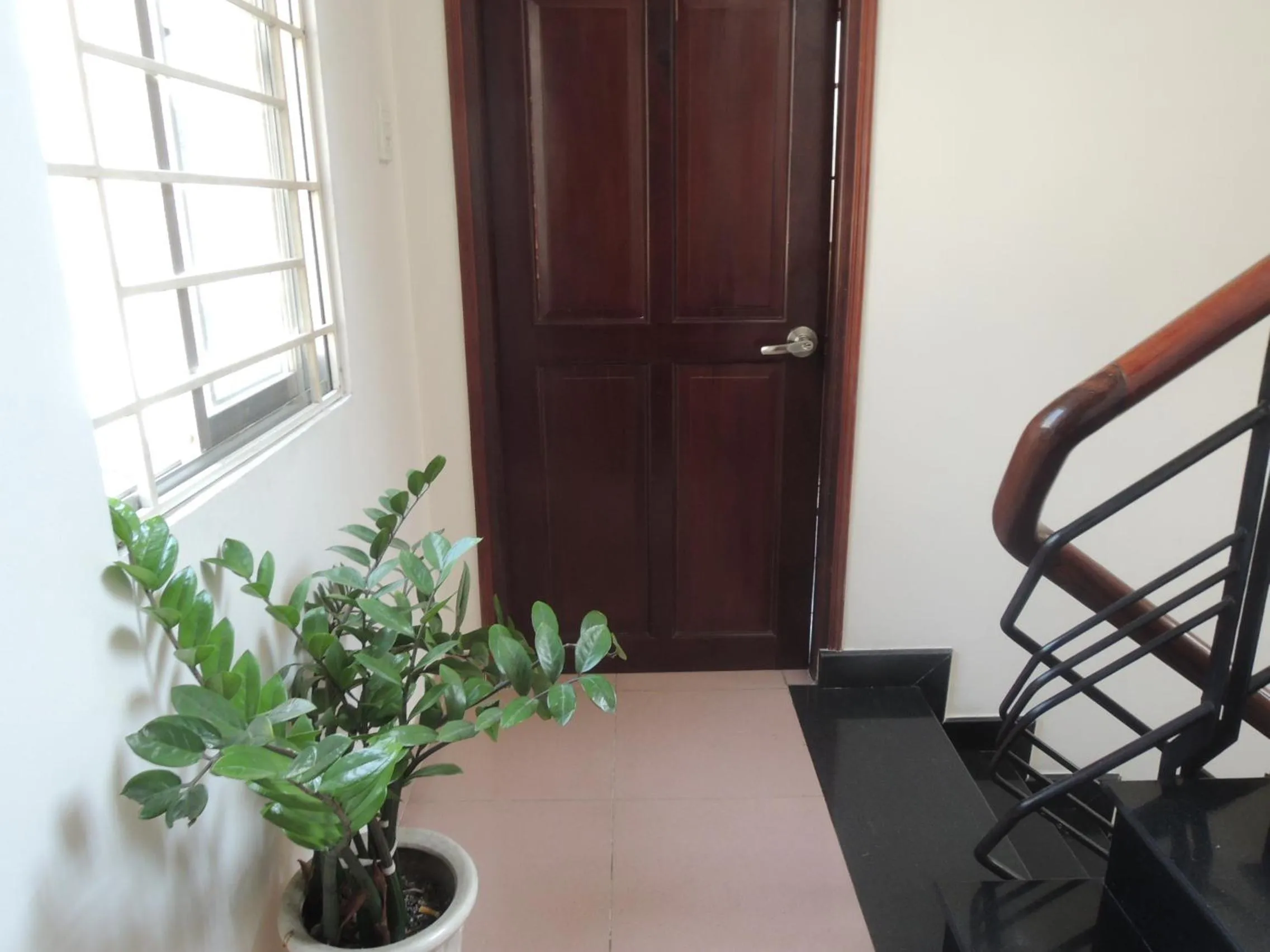 Decorative detail in Hong Vinh Hotel