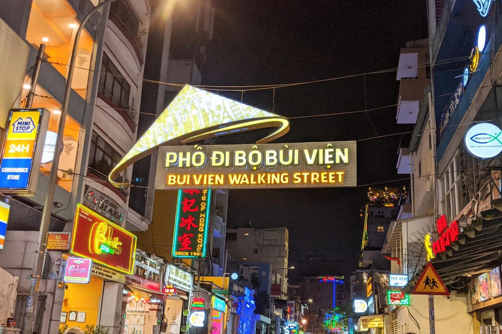 Neighbourhood in Hong Vinh Hotel