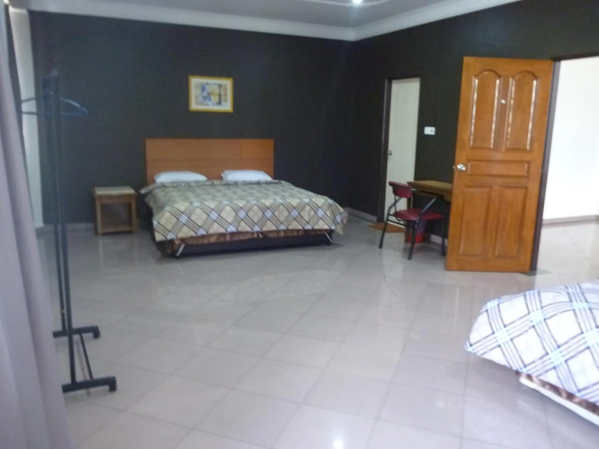 Photo of the whole room in G Six Hotel