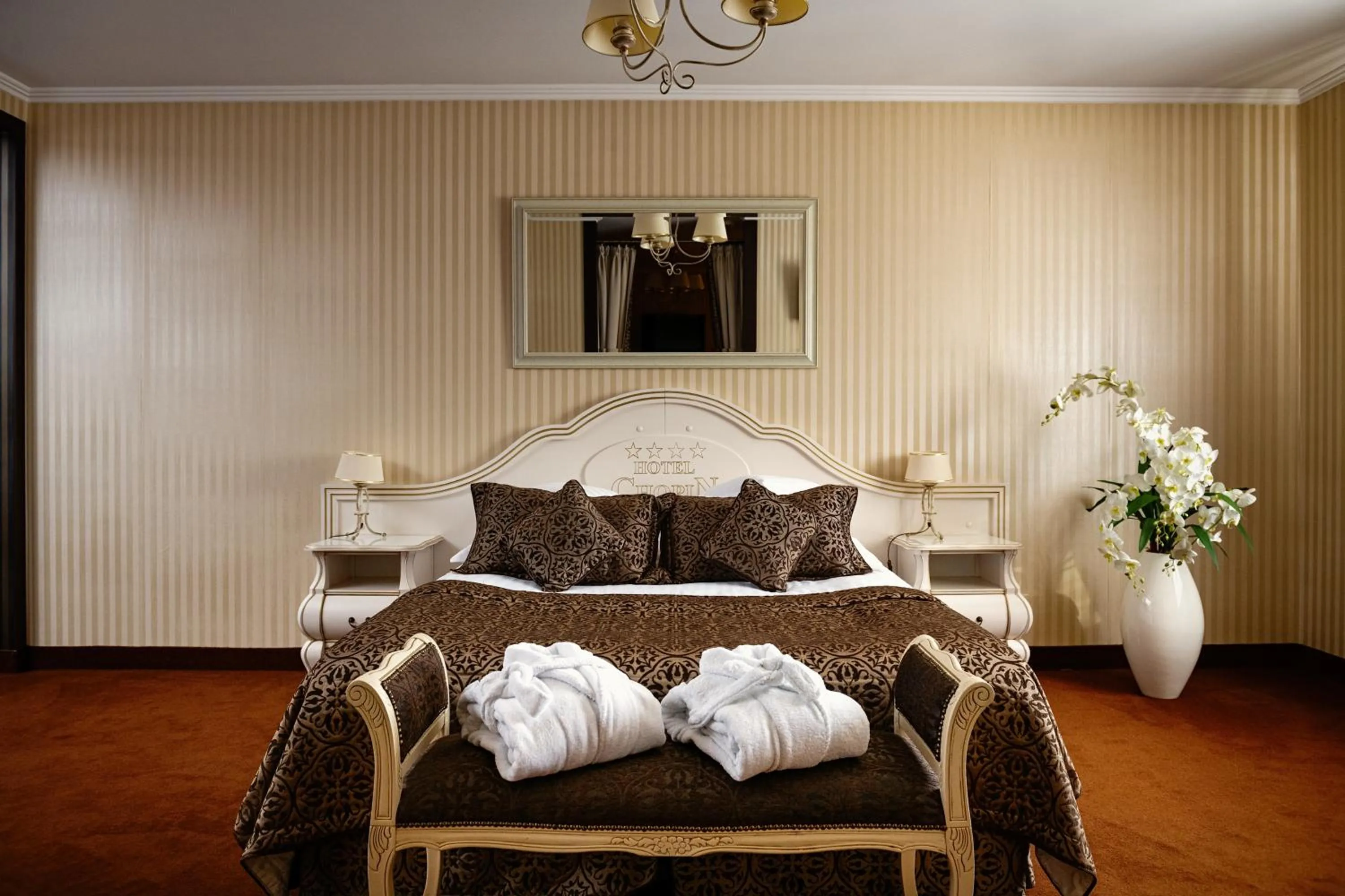 Bed in Hotel Chopin Business&SPA